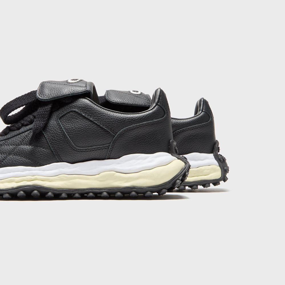 Mihara Yasuhiro Scott Original Sole Leather Low-Top Sneaker - Black | Kith Black