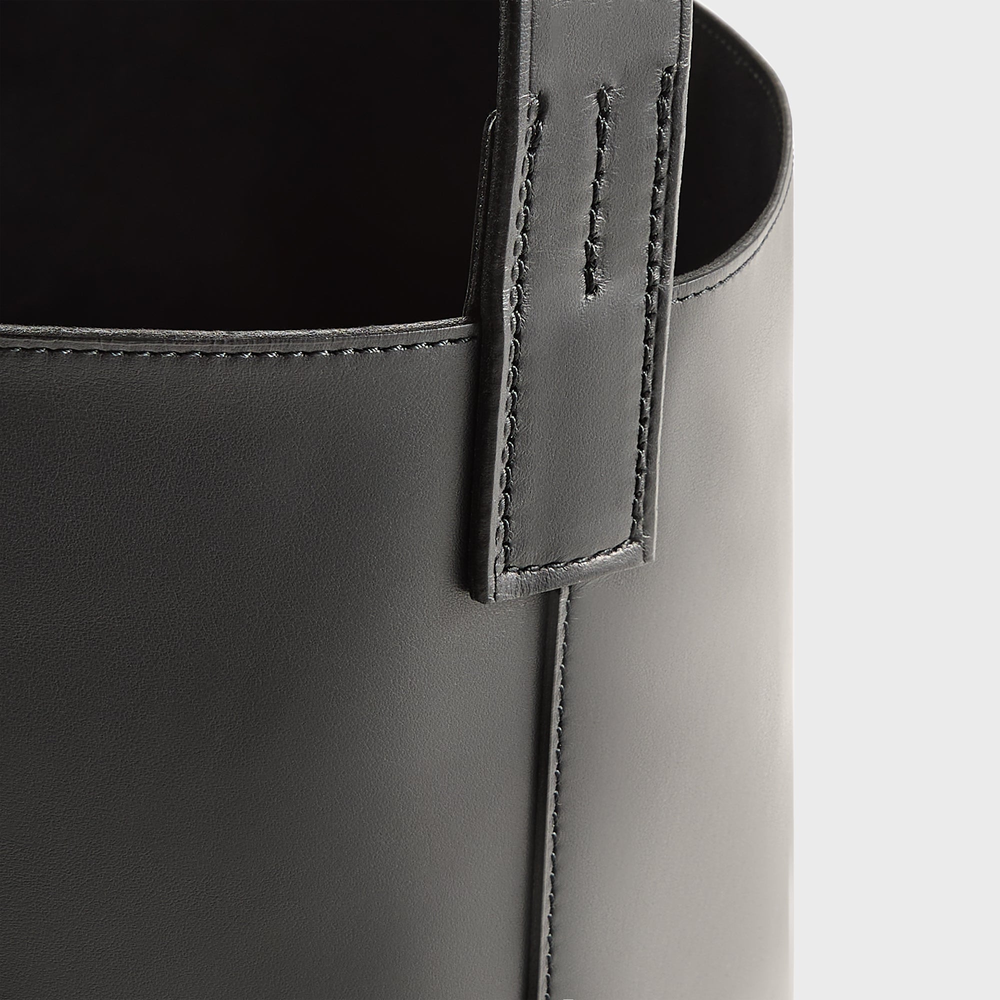 Auralee Leather Shoulder Bag Made by Aeta - Black | Kith Black