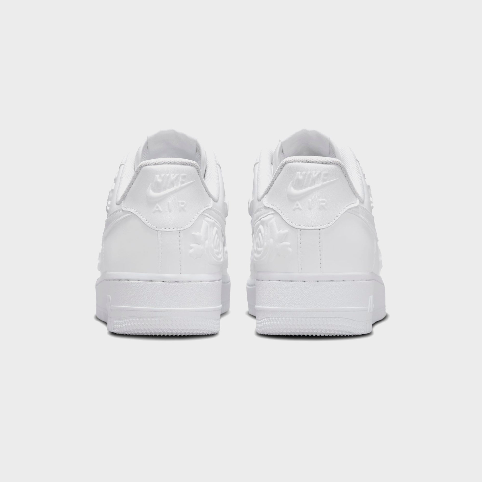 Nike WMNS Air Force 1 '07 SE - White / White / White / Black | Kith White / White / White / Black