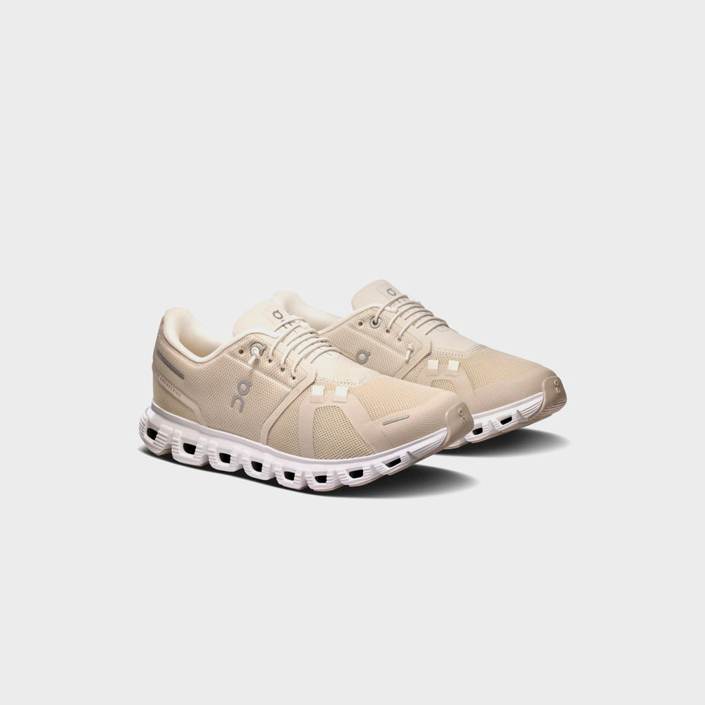 On Running WMNS Cloud 6 - Pearl / White | Kith Pearl / White