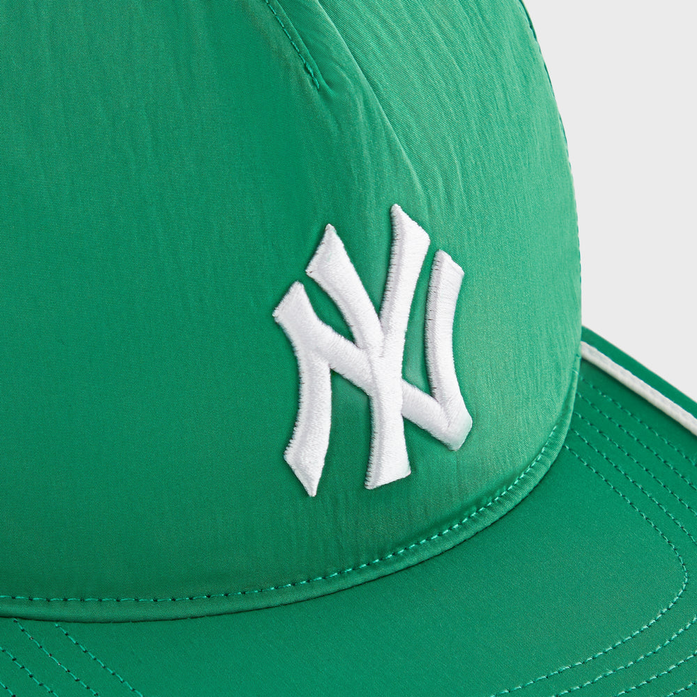Kith Kids for '47 New York To The World Leon Snapback - Parrot | Kith Parrot