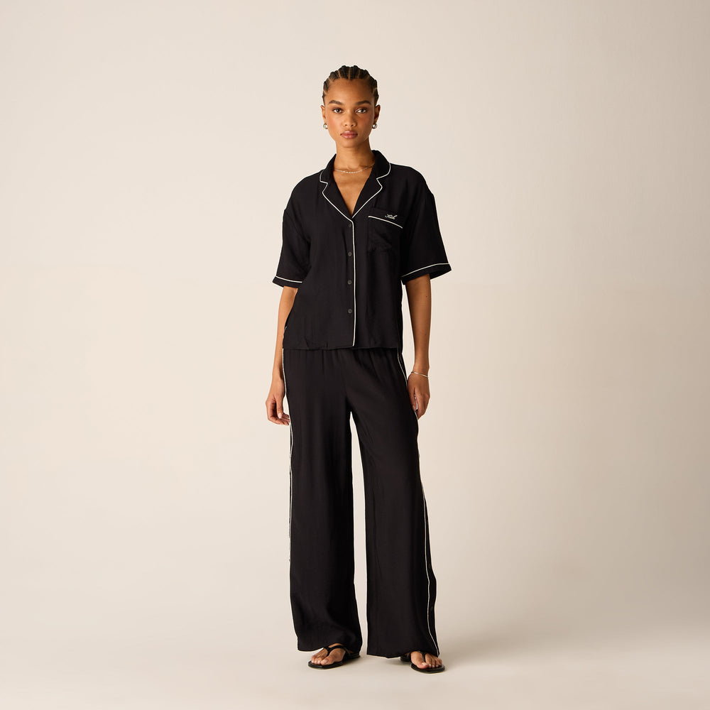 Kith Women Elena Snap Front Shirt - Black | Kith Black