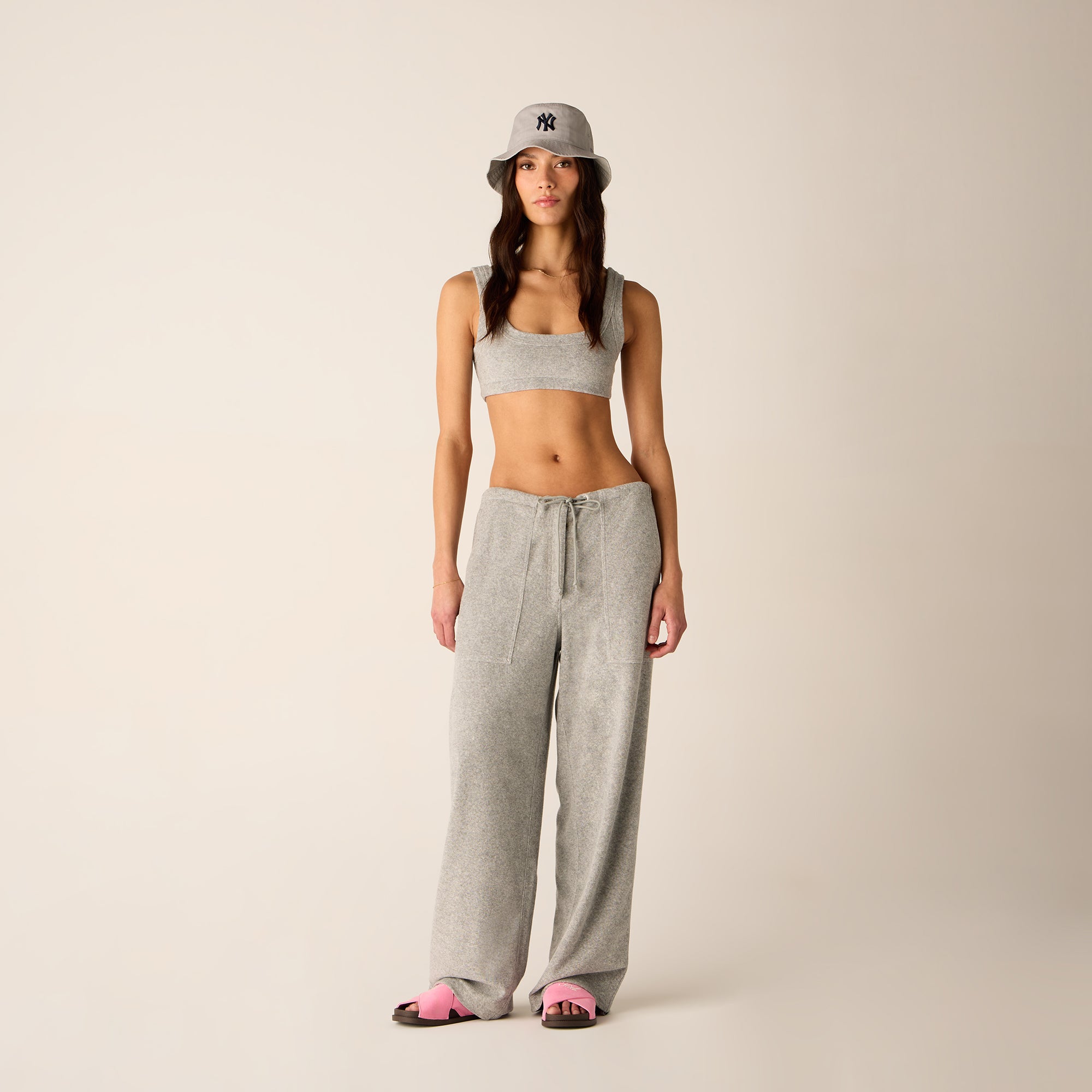 Kith Women Doyers III Towel Terry Pant - Medium Heather Grey | Kith Medium Heather Grey