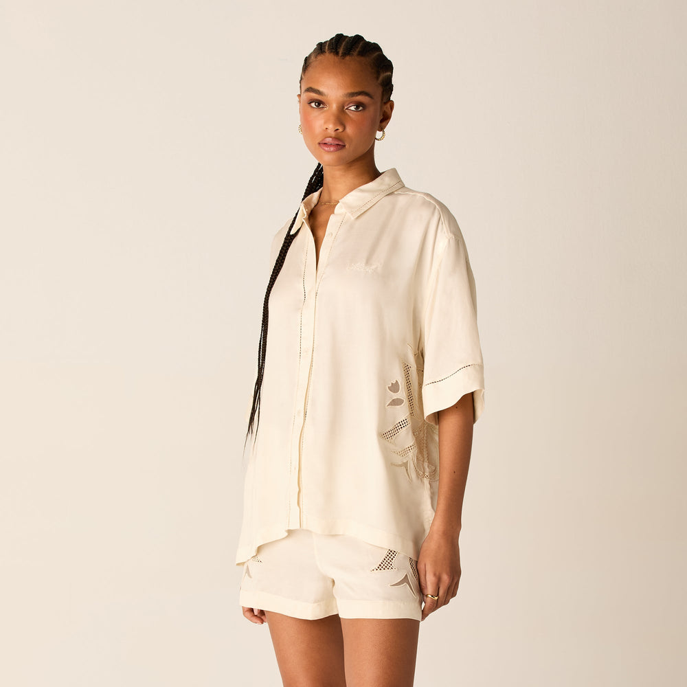 Kith Women Mari Broderie Crest Shirt - Waffle | Kith Waffle