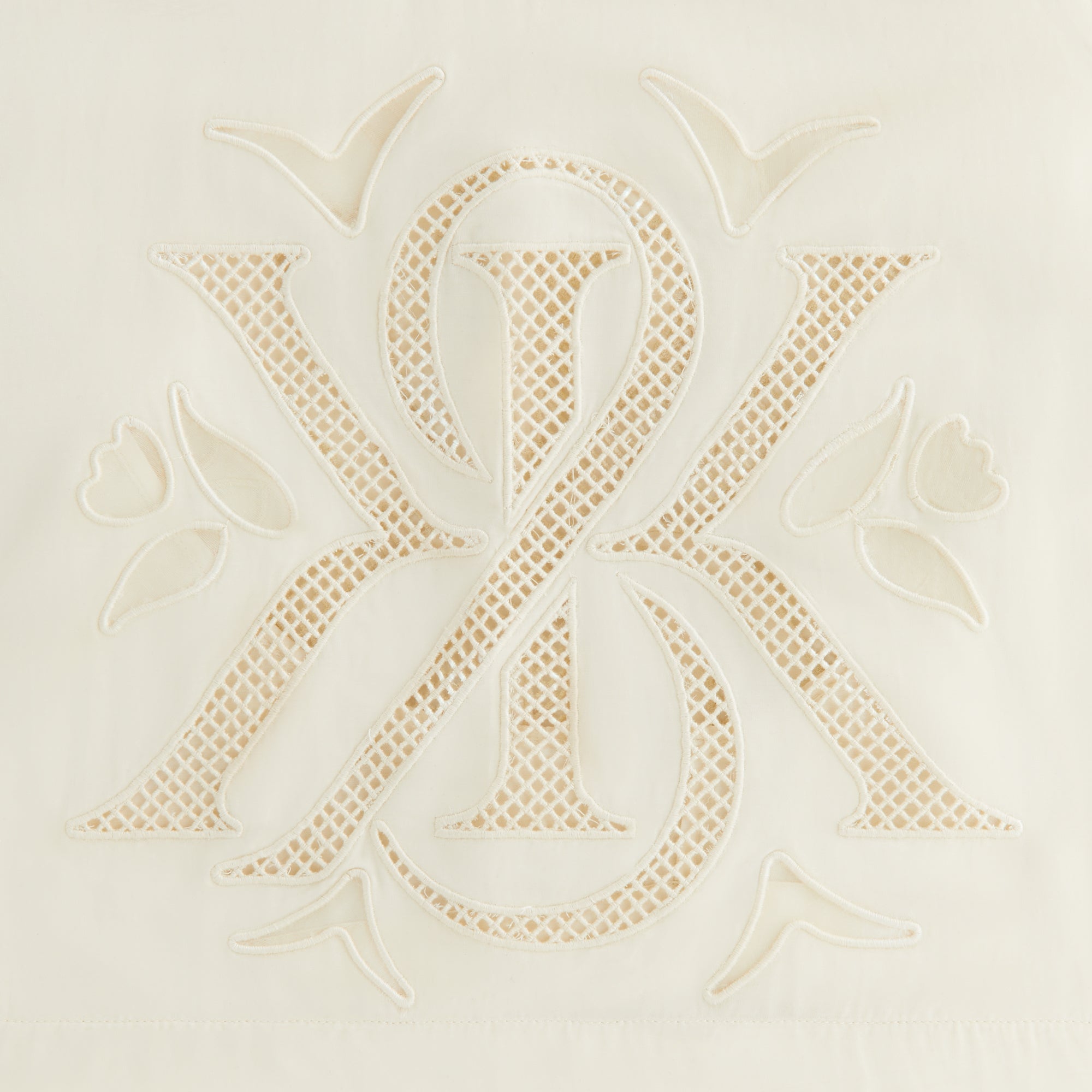 Kith Women Thea II Broderie Crest Short - Waffle | Kith Waffle