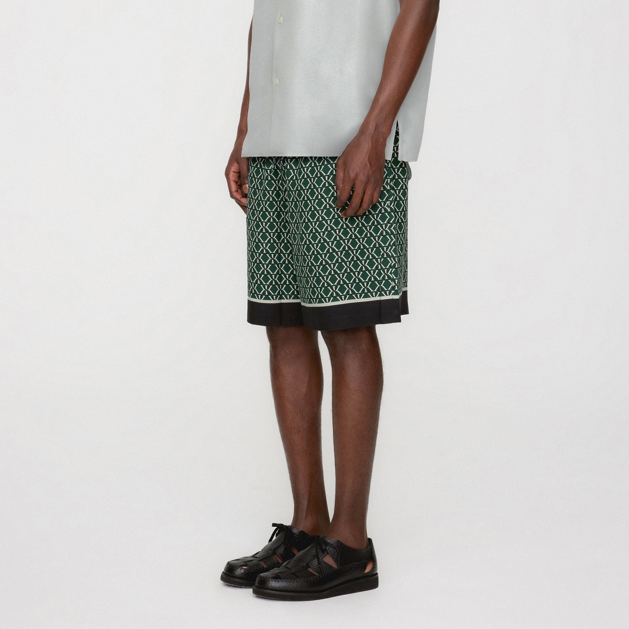 Kith Monogram Crest Lewis Short - Stadium | Kith Stadium