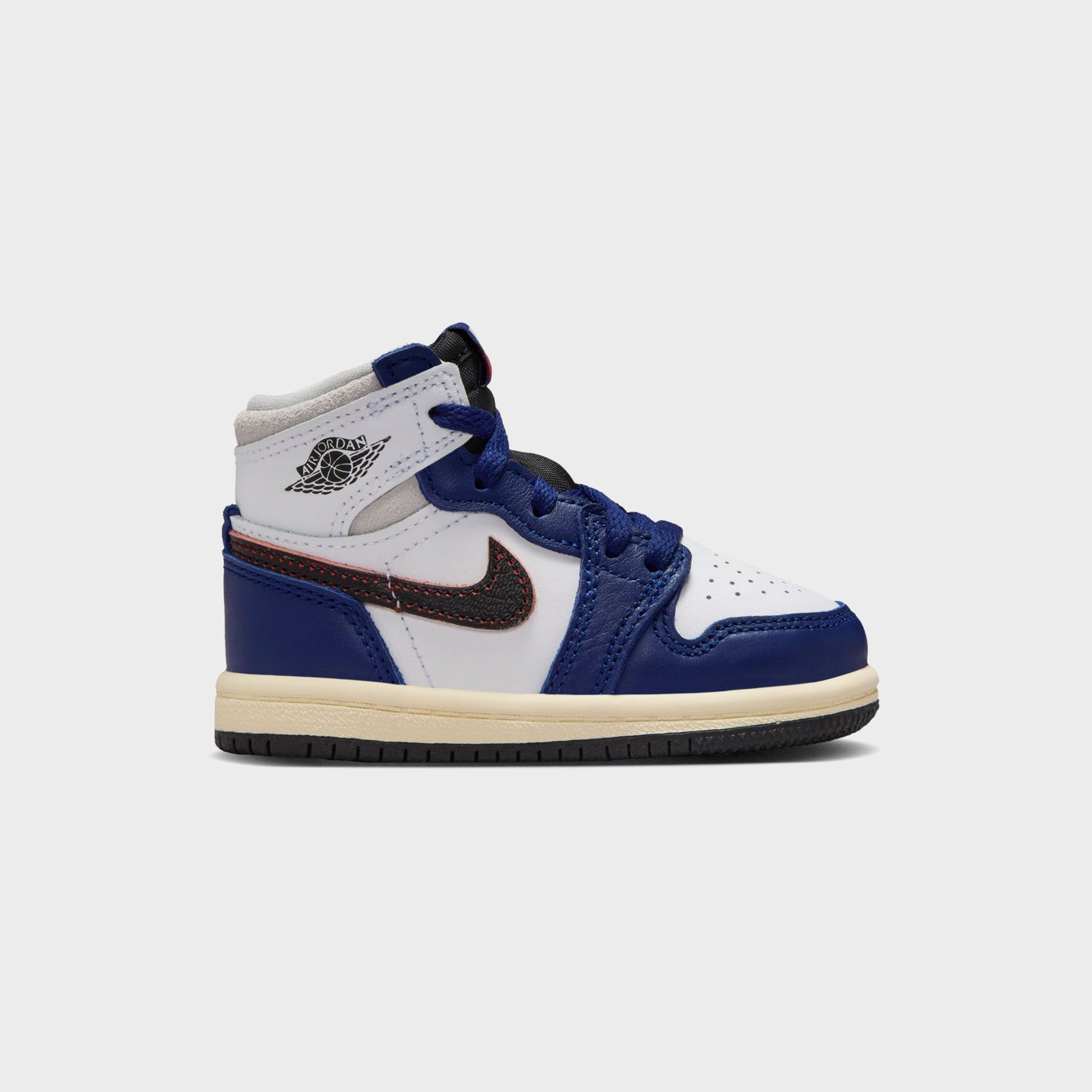 Jordan TD Air Jordan 1 Retro High OG - White / Black / Neutral Grey / | Kith White / Black / Neutral Grey / Deep Royal Blue / Muslin