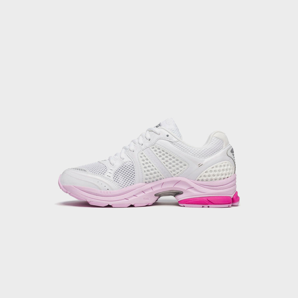 Saucony WMNS Progrid Triumph 4 - White / Pink | Kith White / Pink