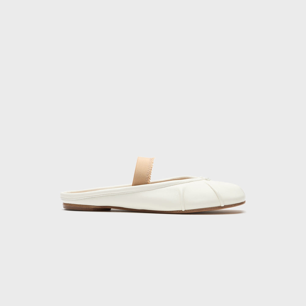 Maison Margiela Tabi Ballerina Mule Elastic Band - White | Kith White