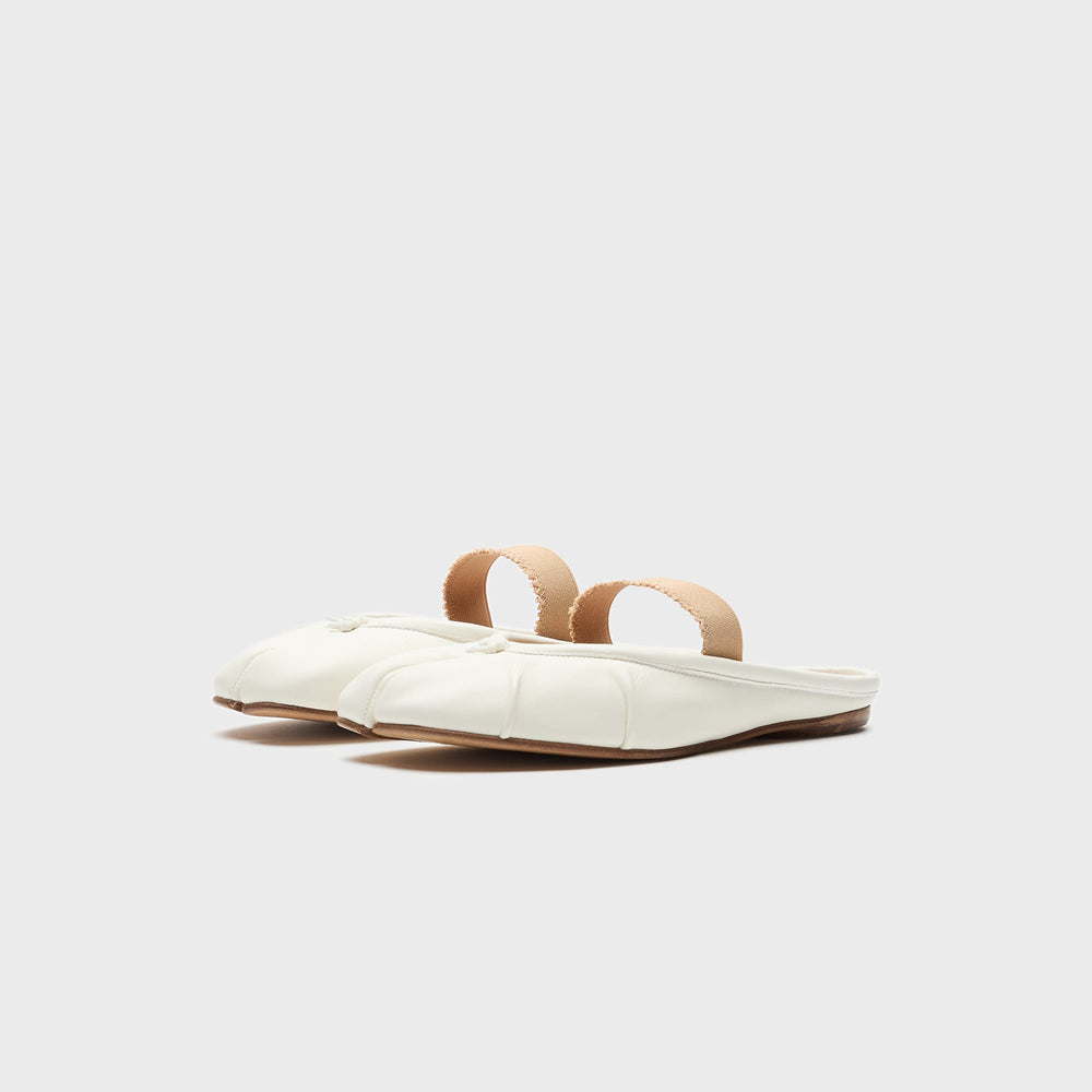 Maison Margiela Tabi Ballerina Mule Elastic Band - White | Kith White