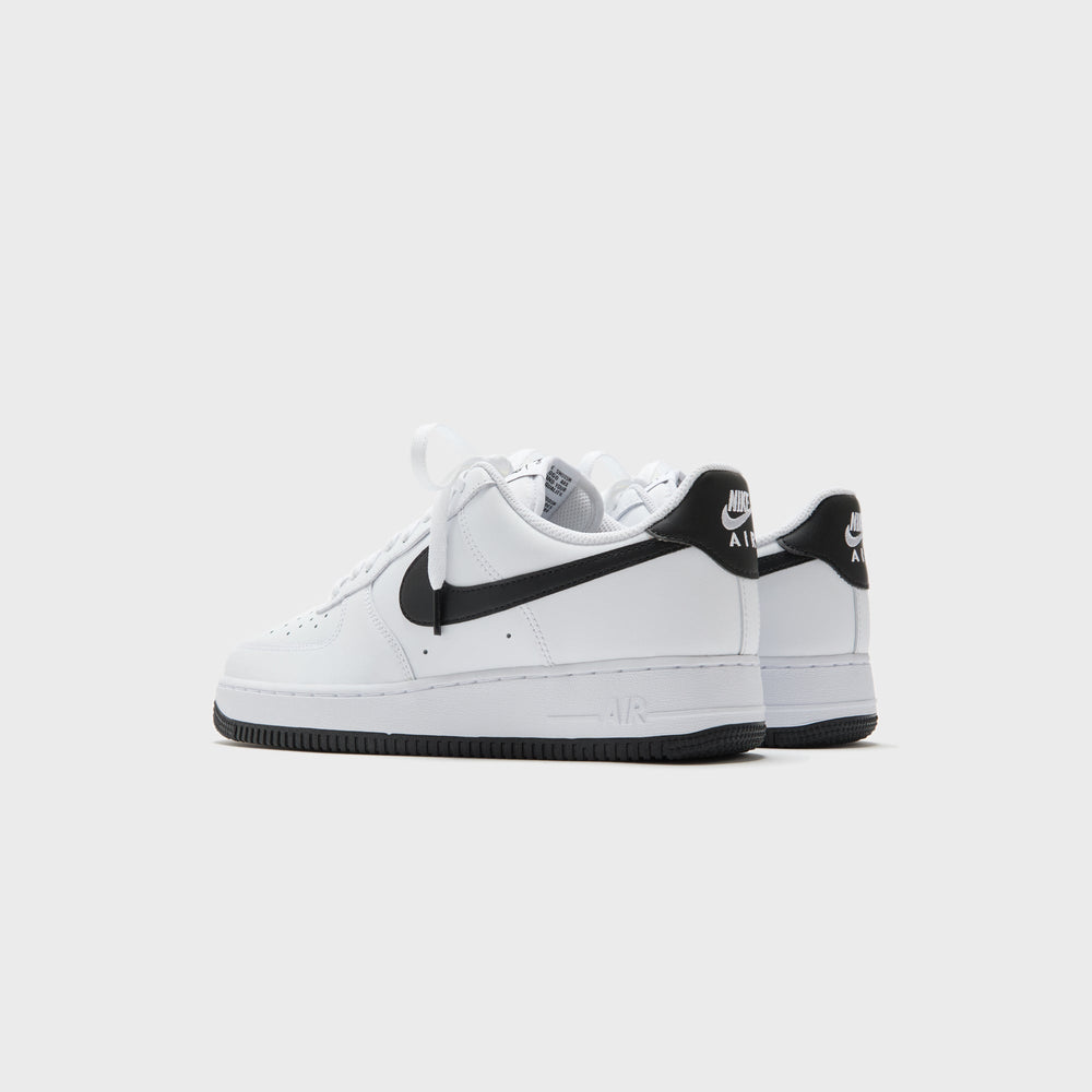 Nike Air Force 1 '07 - White / Black | Kith White / Black