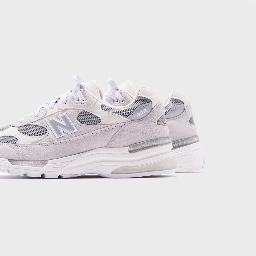 New Balance 992 Made in USA - White / Silver Metalic | Kith White / Silver Metalic