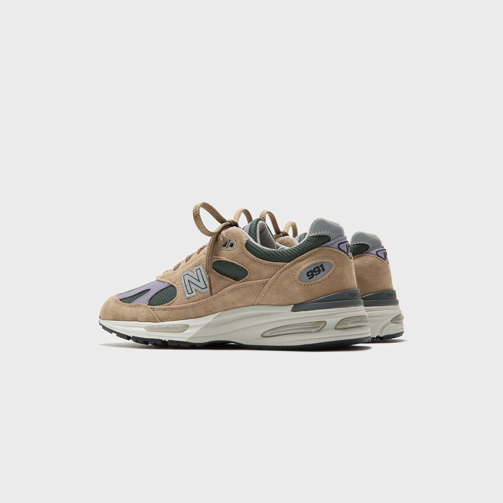 New Balance Made in UK 991v2 - Cement | Kith Cement