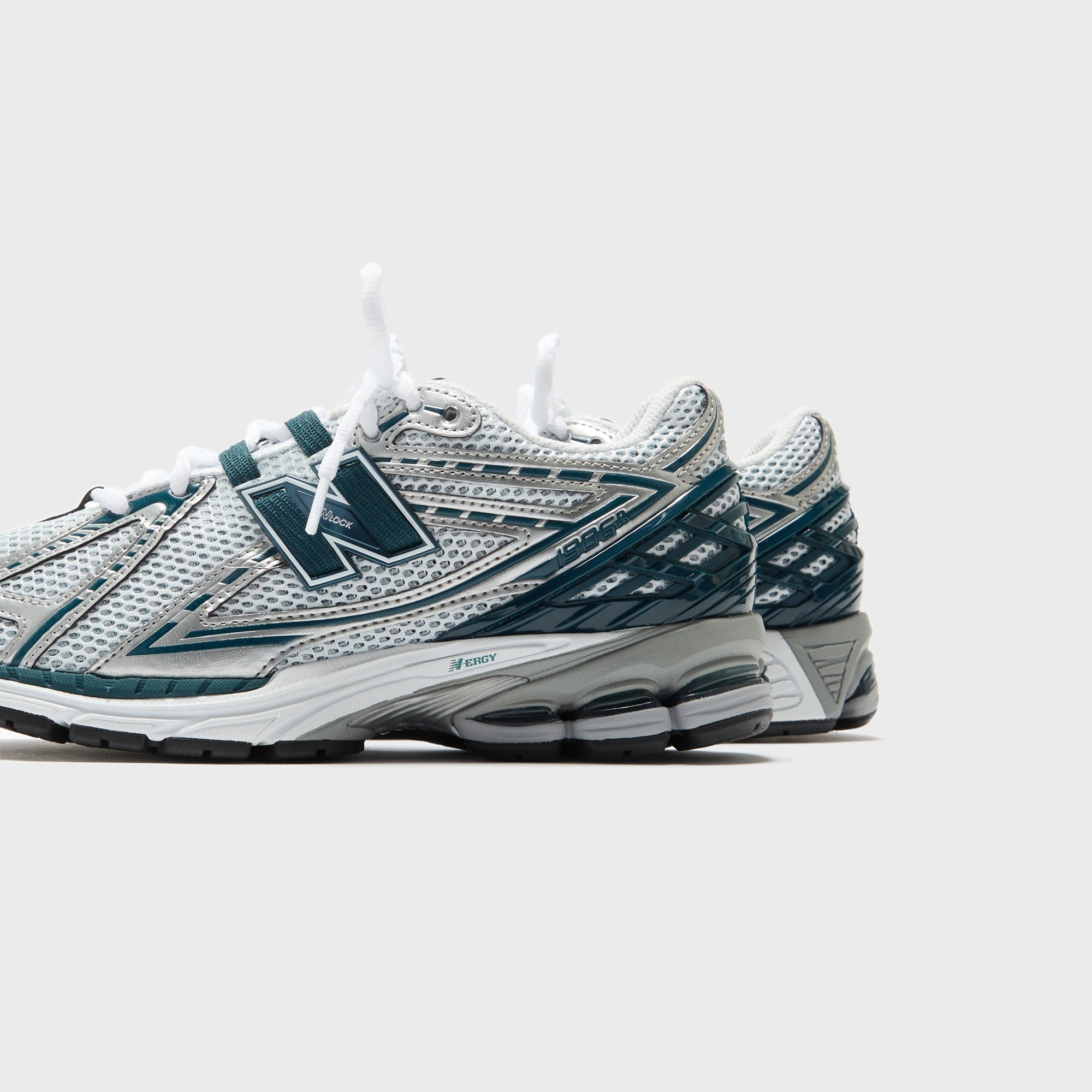 New Balance 1906R - Silver Metallic / Deep Ocean / White | Kith Silver Metallic / Deep Ocean / White