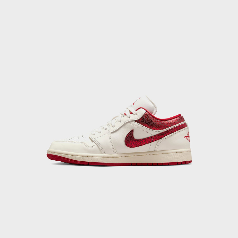 Nike Air Jordan 1 Low Se - Sail / Varsity Red / Team Red | Kith Sail / Varsity Red / Team Red
