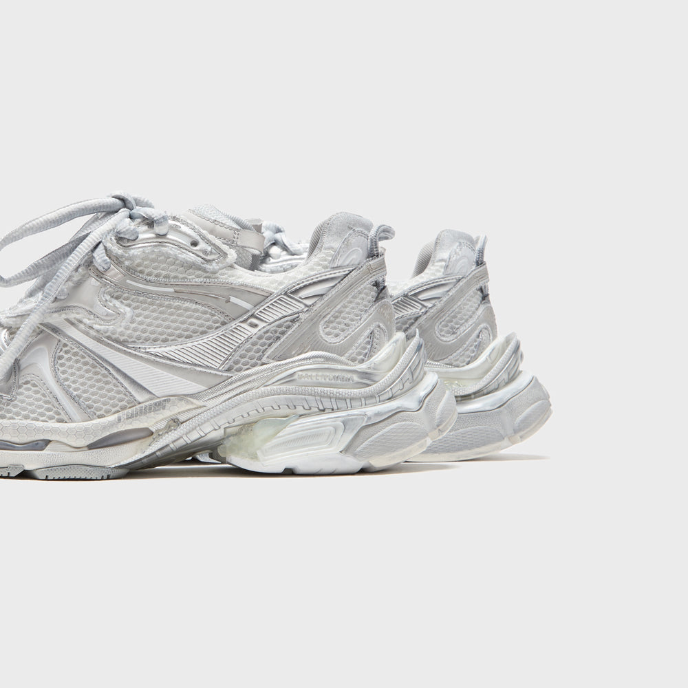Balenciaga Runner 2 - White / Silver / Grey | Kith White / Silver / Grey