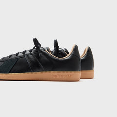 adidas BW Army - Core Black / Core Black / Gum 3 | Kith Core Black / Core Black / Gum 3