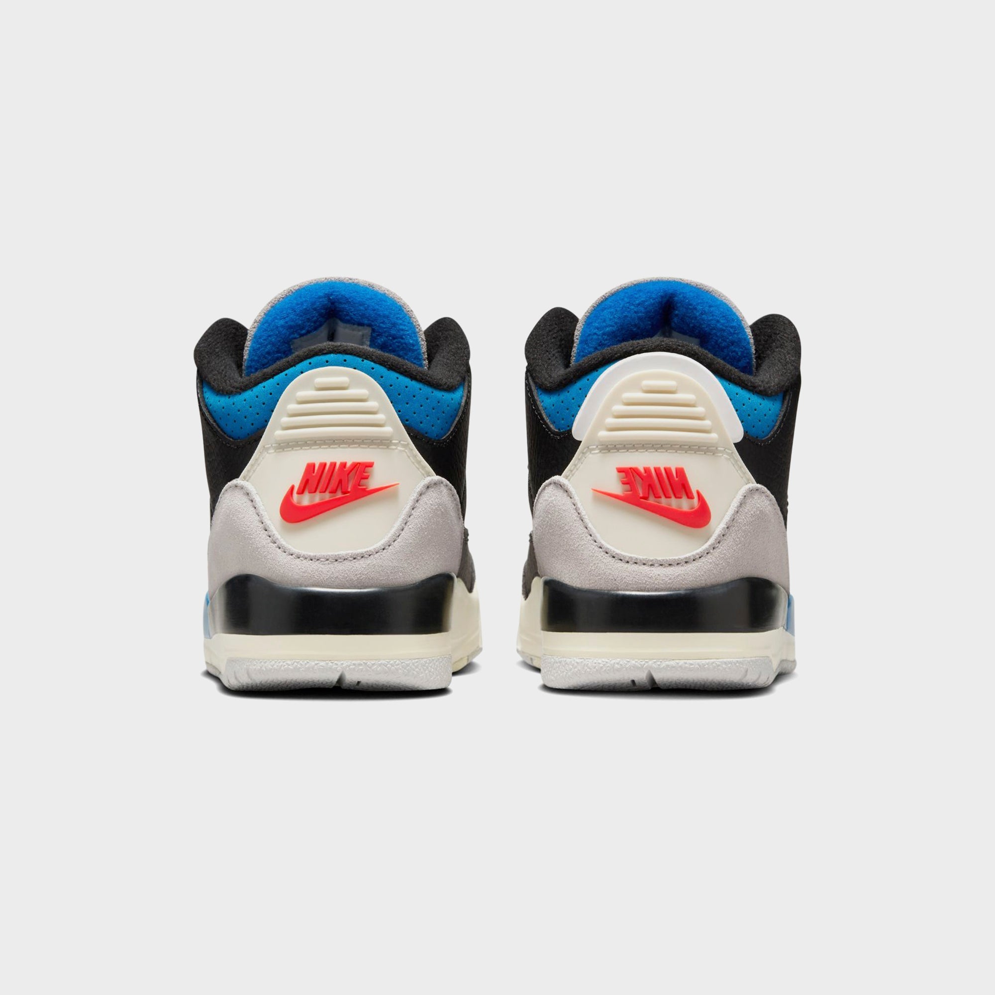 Jordan PS Jordan 3 Retro OG - Black / Chile Red / Neutral Grey | Kith Black / Chile Red / Neutral Grey