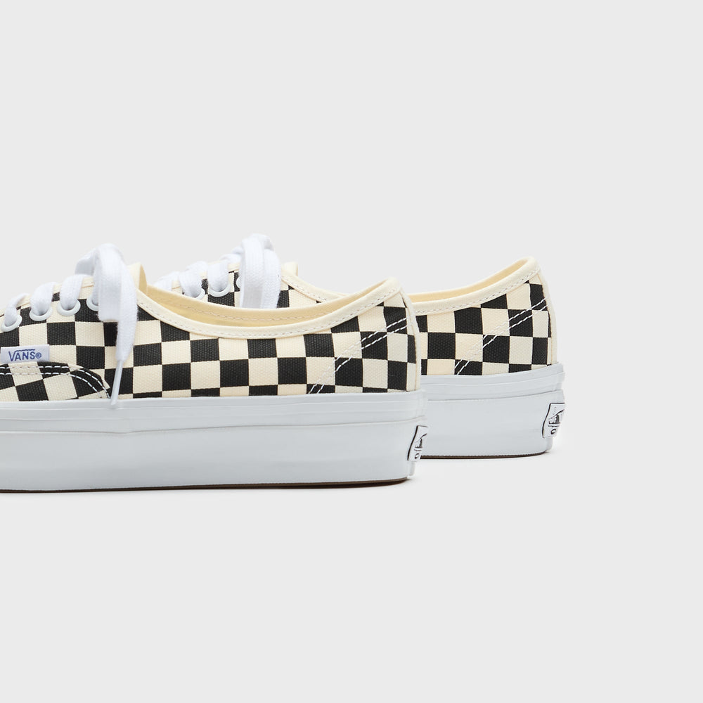 VANS LX Authentic Reissue 44 LX - Black / White Checkerboard | Kith Black / White Checkerboard