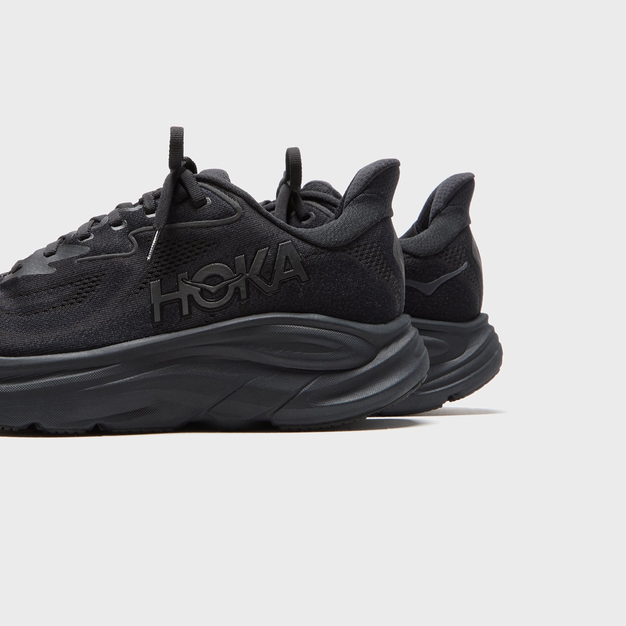 HOKA Clifton 10 - Black | Kith Black