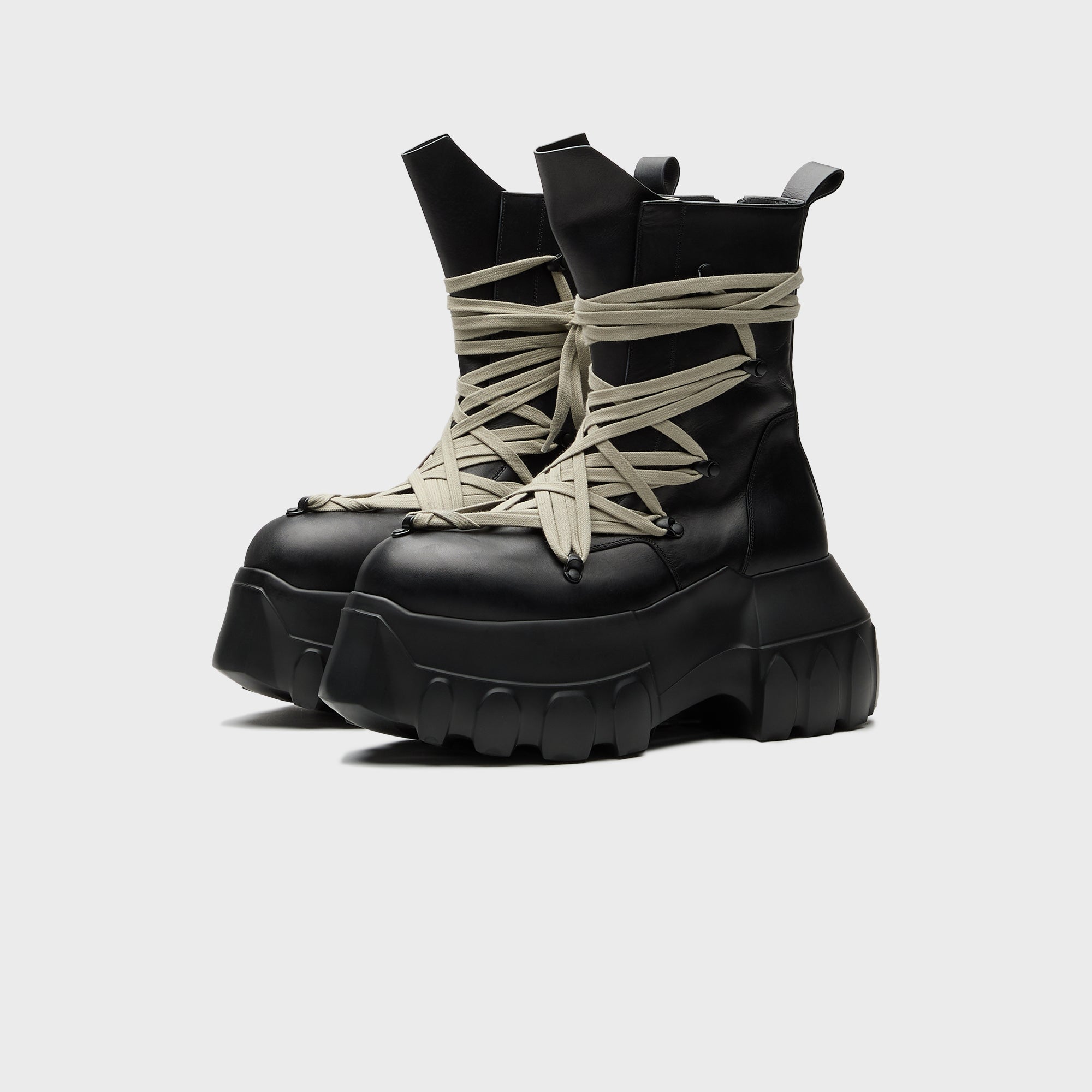 Rick Owens Megalaced Mega Tractor Stivali in Pelle - Black | Kith Black