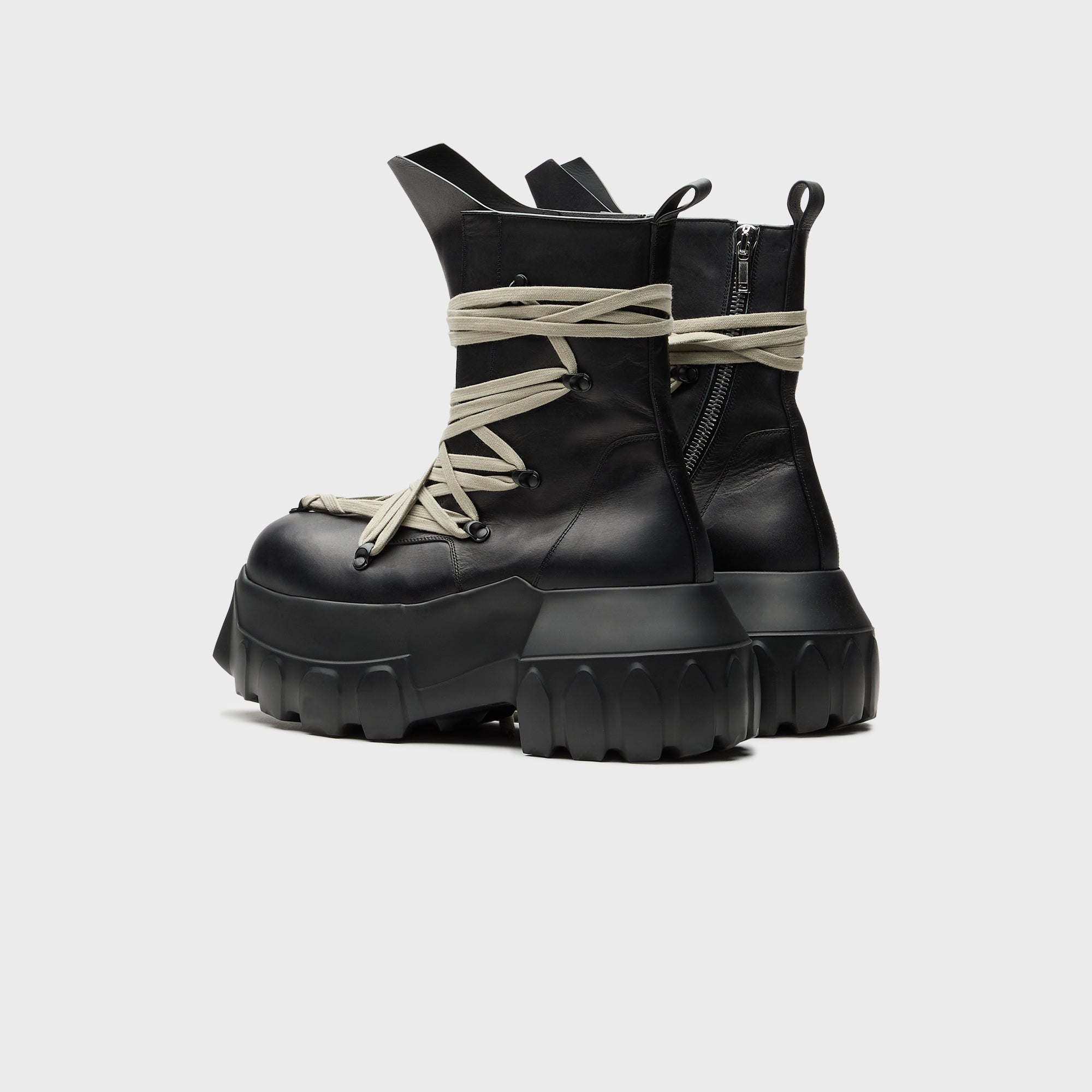 Rick Owens Megalaced Mega Tractor Stivali in Pelle - Black | Kith Black
