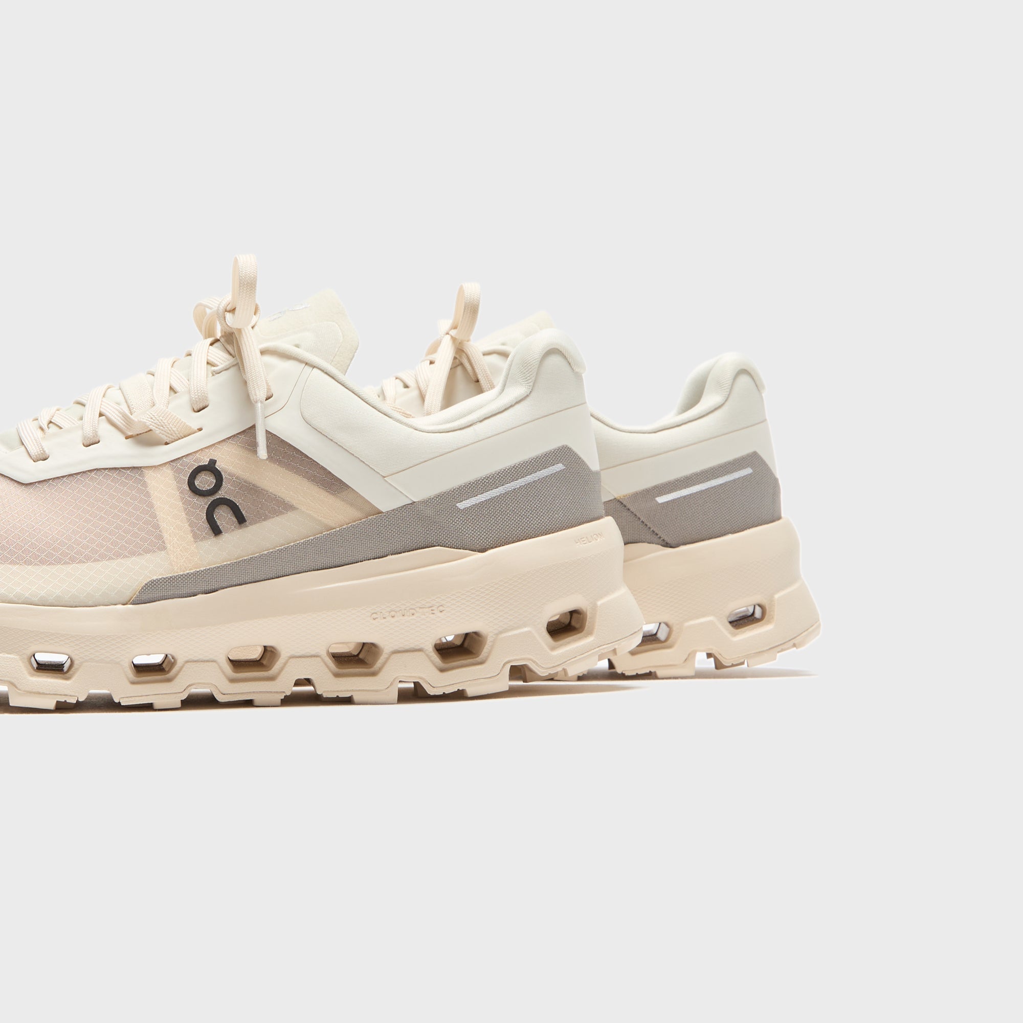 On Running Cloudvista 2 - Cream / Desert | Kith Cream / Desert