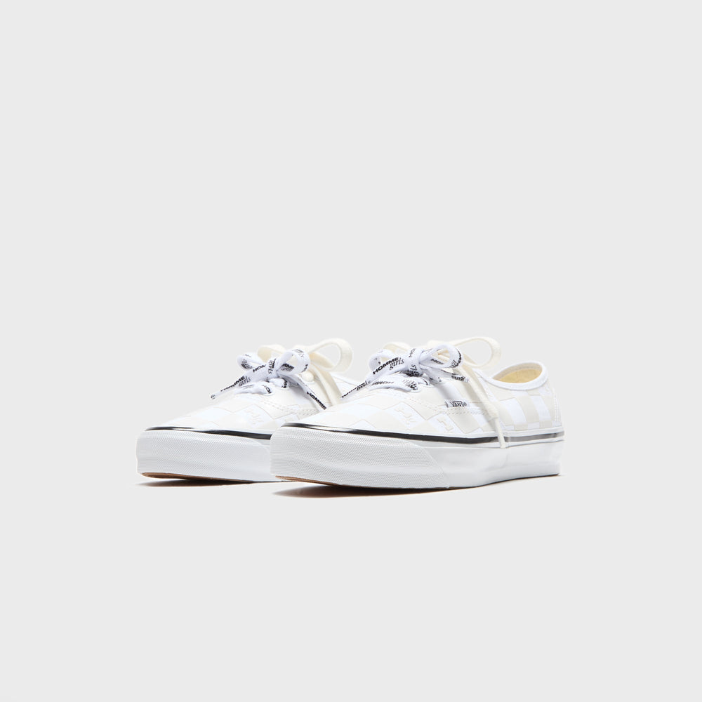 VANS x HommeGirls OTW Authentic 44 - Marshmallow | Kith Marshmallow