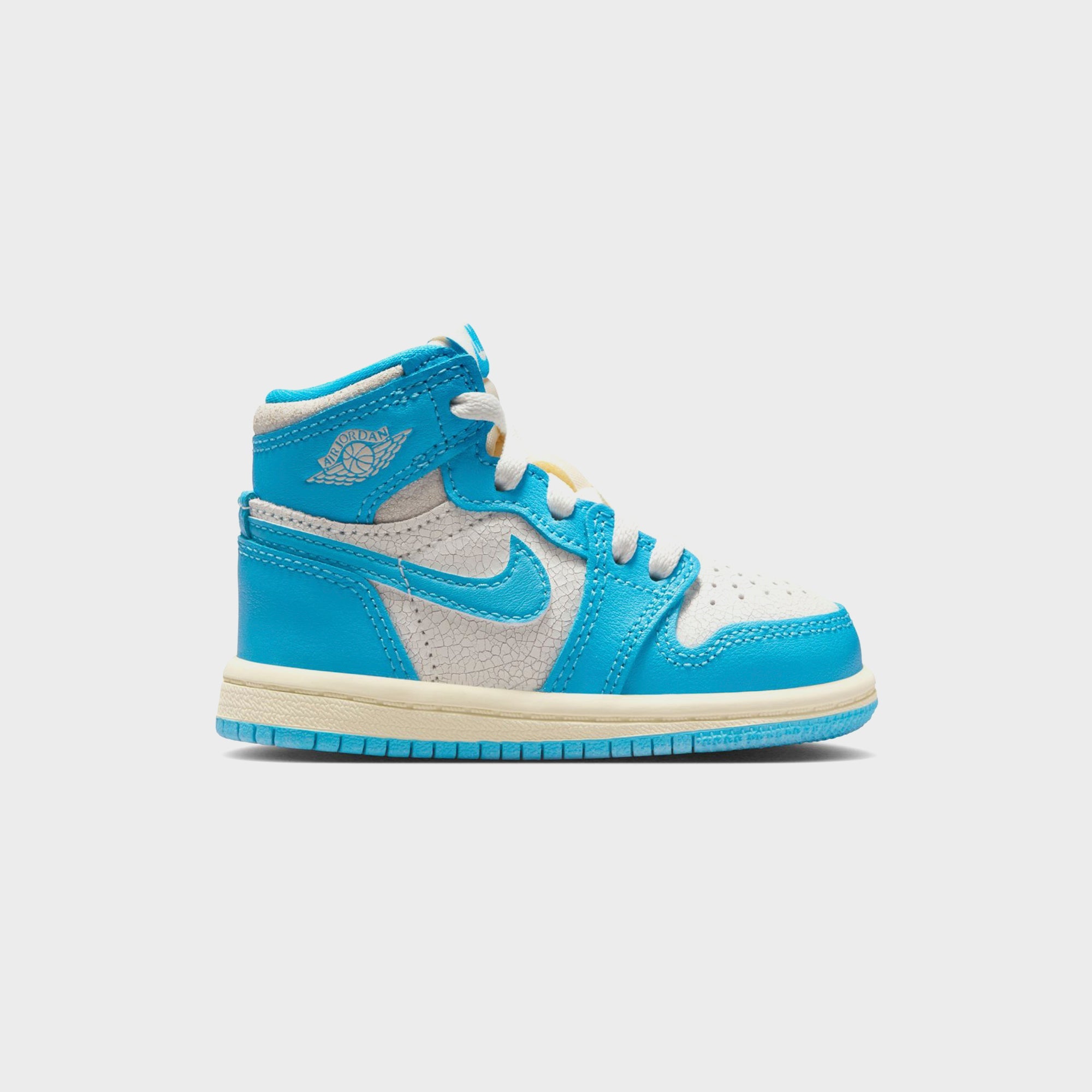 Jordan TD Jordan 1 Retro High OG - Dark Powder Blue / Blue / Sail | Kith Dark Powder Blue / Blue / Sail