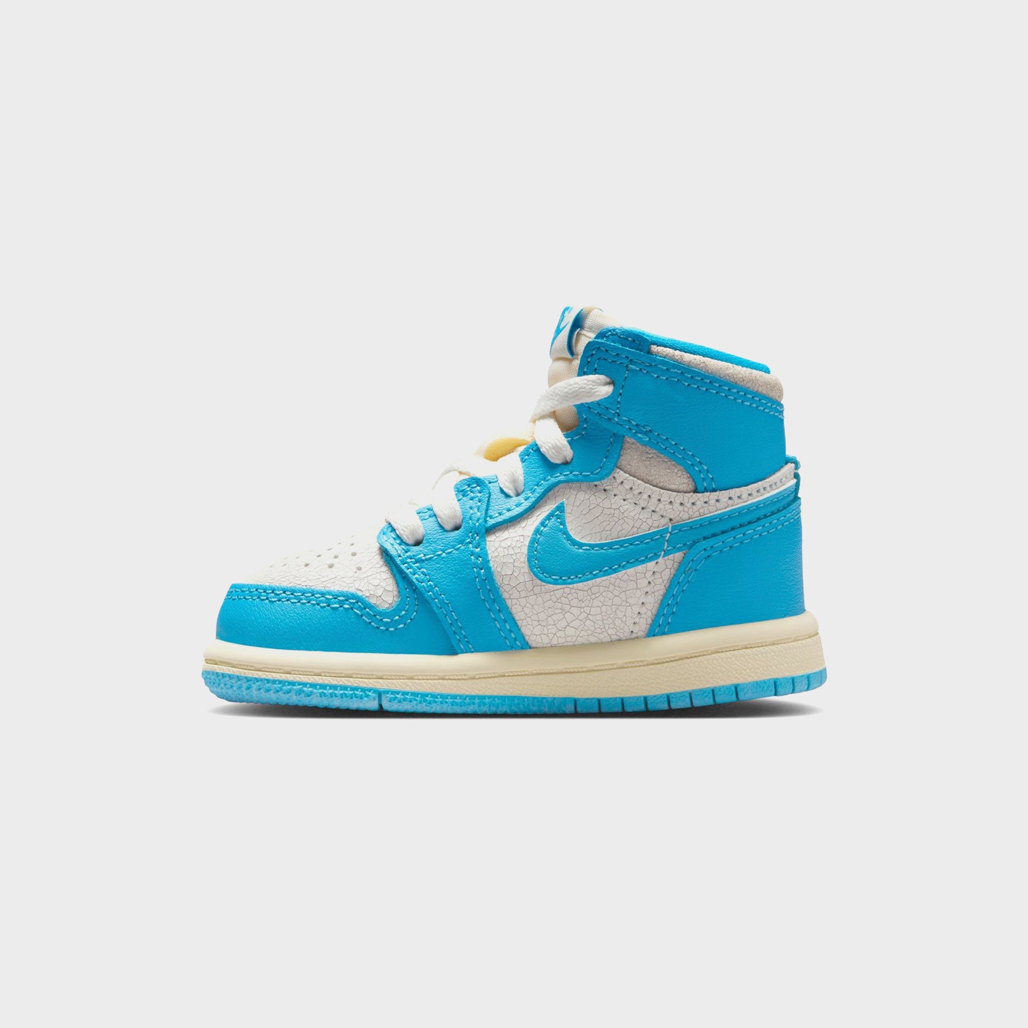 Jordan TD Jordan 1 Retro High OG - Dark Powder Blue / Blue / Sail | Kith Dark Powder Blue / Blue / Sail