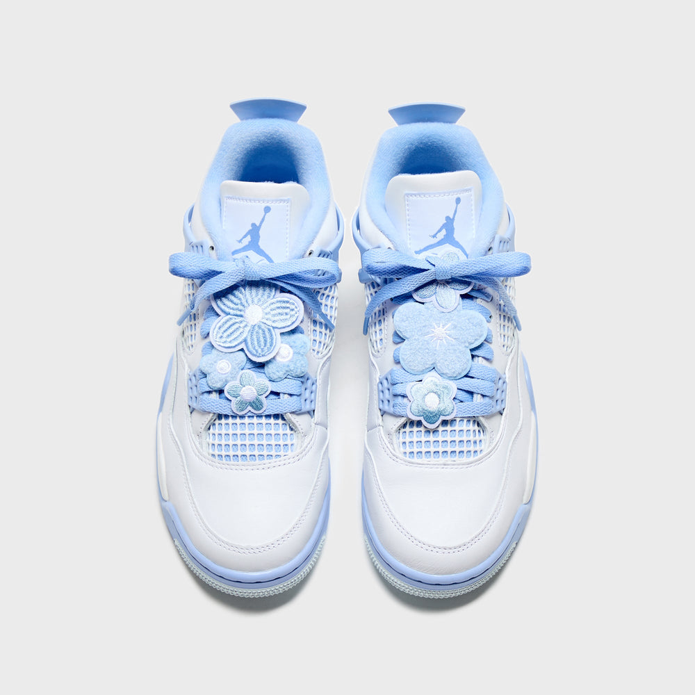 Jordan WMNS Air Jordan 4 Retro - White / Aluminum / Blue Tint / Oil Gr | Kith White / Aluminum / Blue Tint / Oil Green