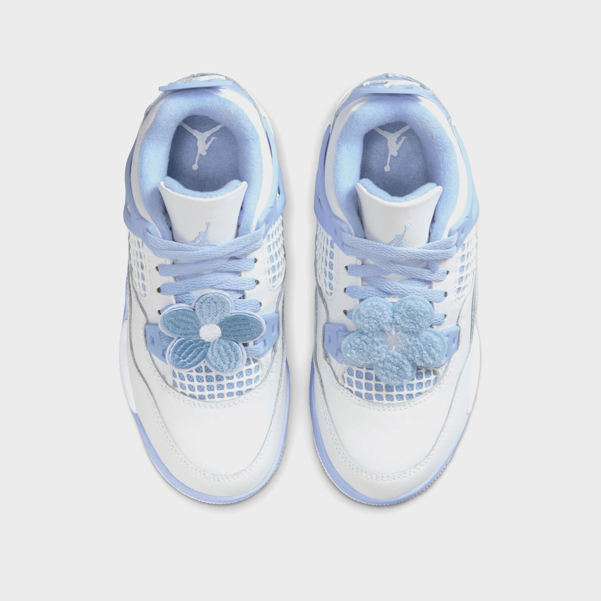 Jordan PS Air Jordan 4 Retro - White / Aluminum / Blue Tint / Oil Gree | Kith White / Aluminum / Blue Tint / Oil Green