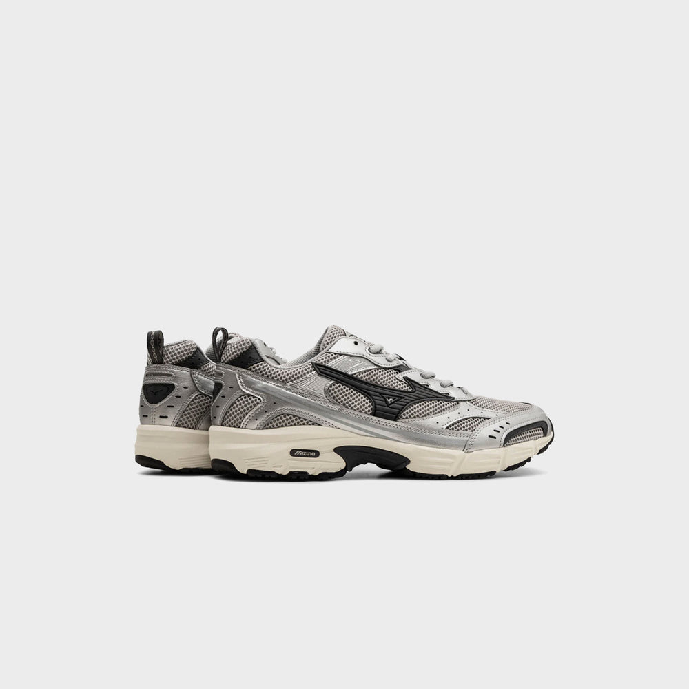 Mizuno MXR - Snow White / Harbor Mist | Kith Snow White / Harbor Mist