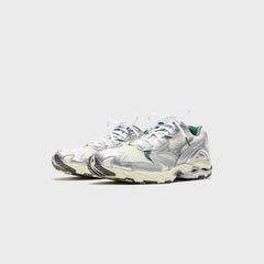Mizuno Wave Rider 10 - Snow White / Slate | Kith Snow White / Slate