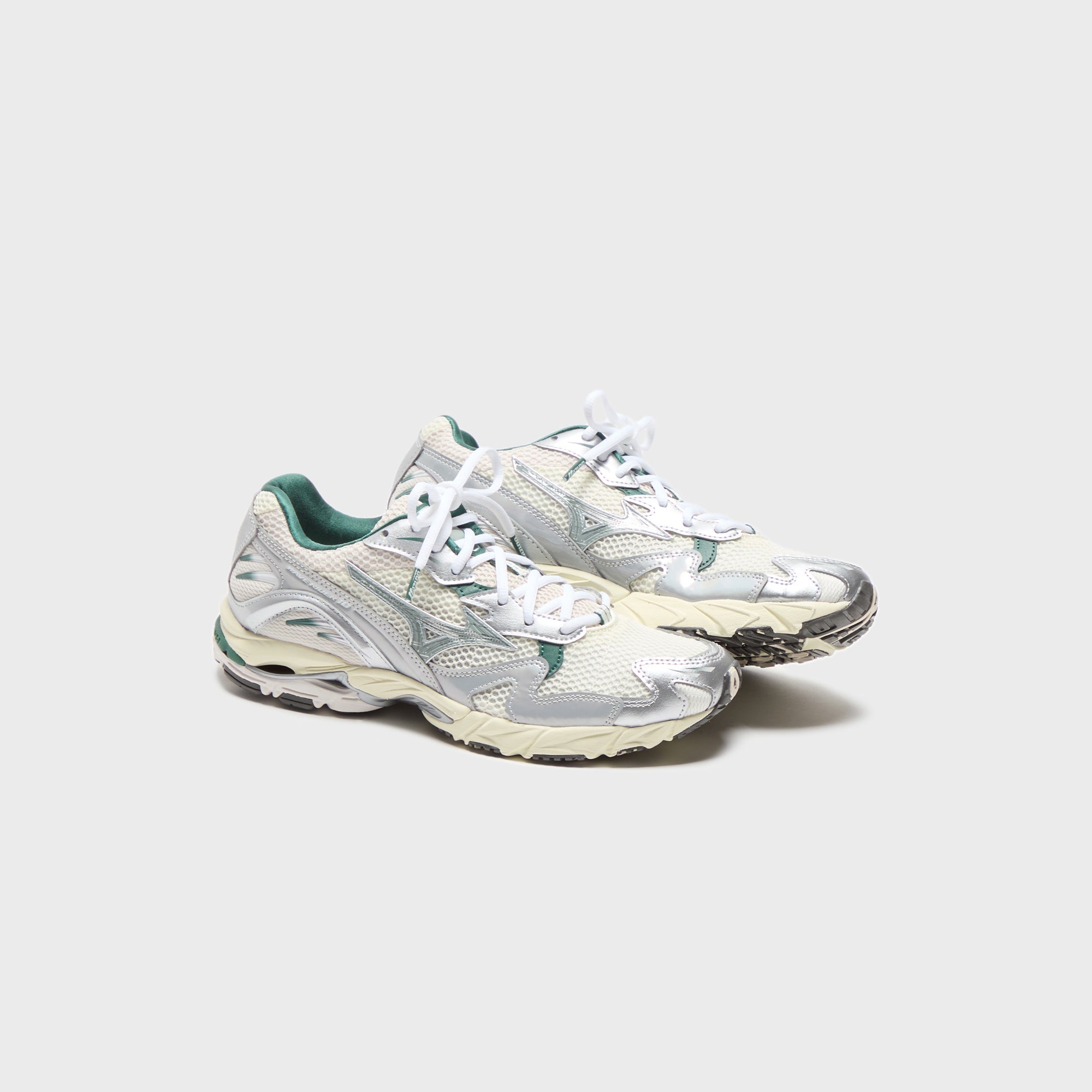 Mizuno Wave Rider 10 - Snow White / Slate | Kith Snow White / Slate