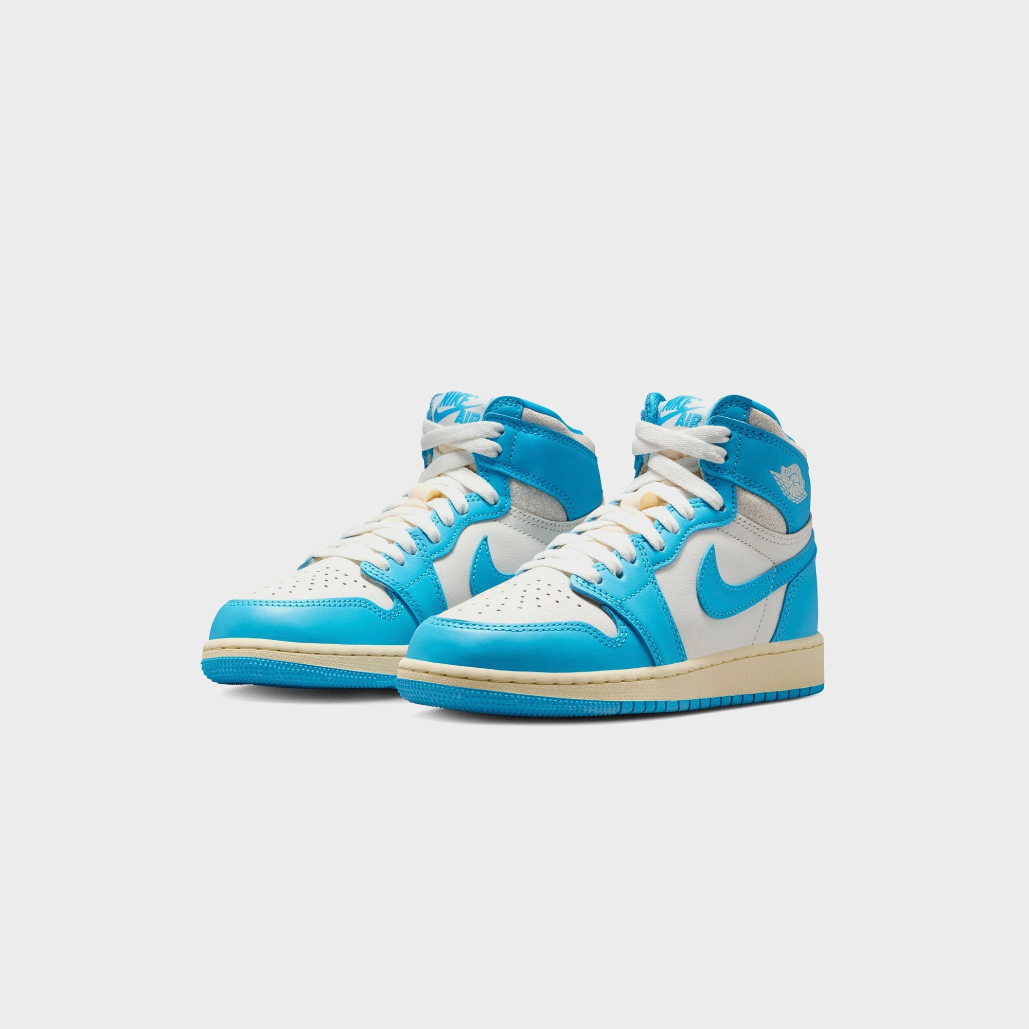 Jordan GS Air Jordan 1 Retro High OG - Dark Powder Blue / Blue / Sail | Kith Dark Powder Blue / Blue / Sail