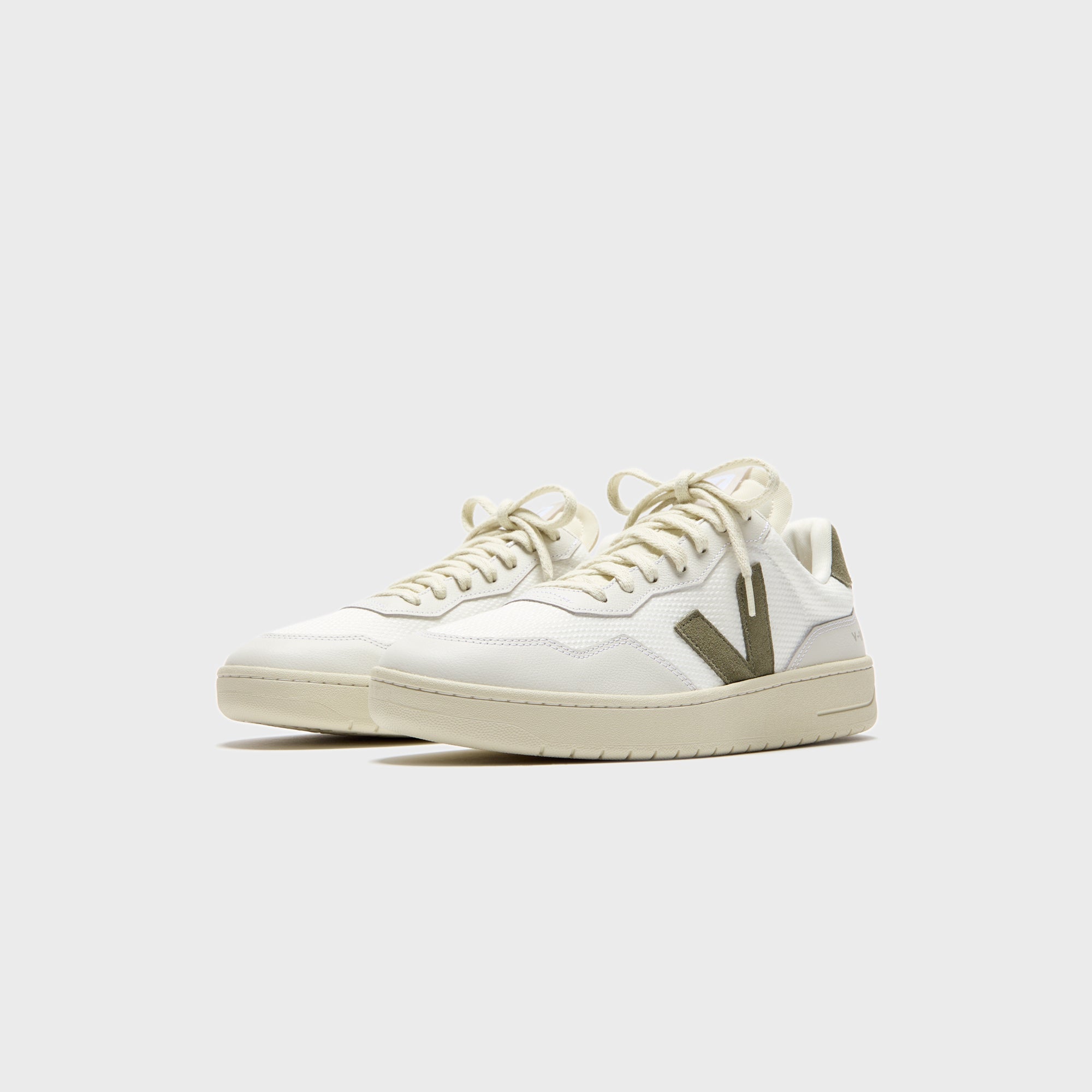 Veja V-90 - White / Kaki | Kith White / Kaki
