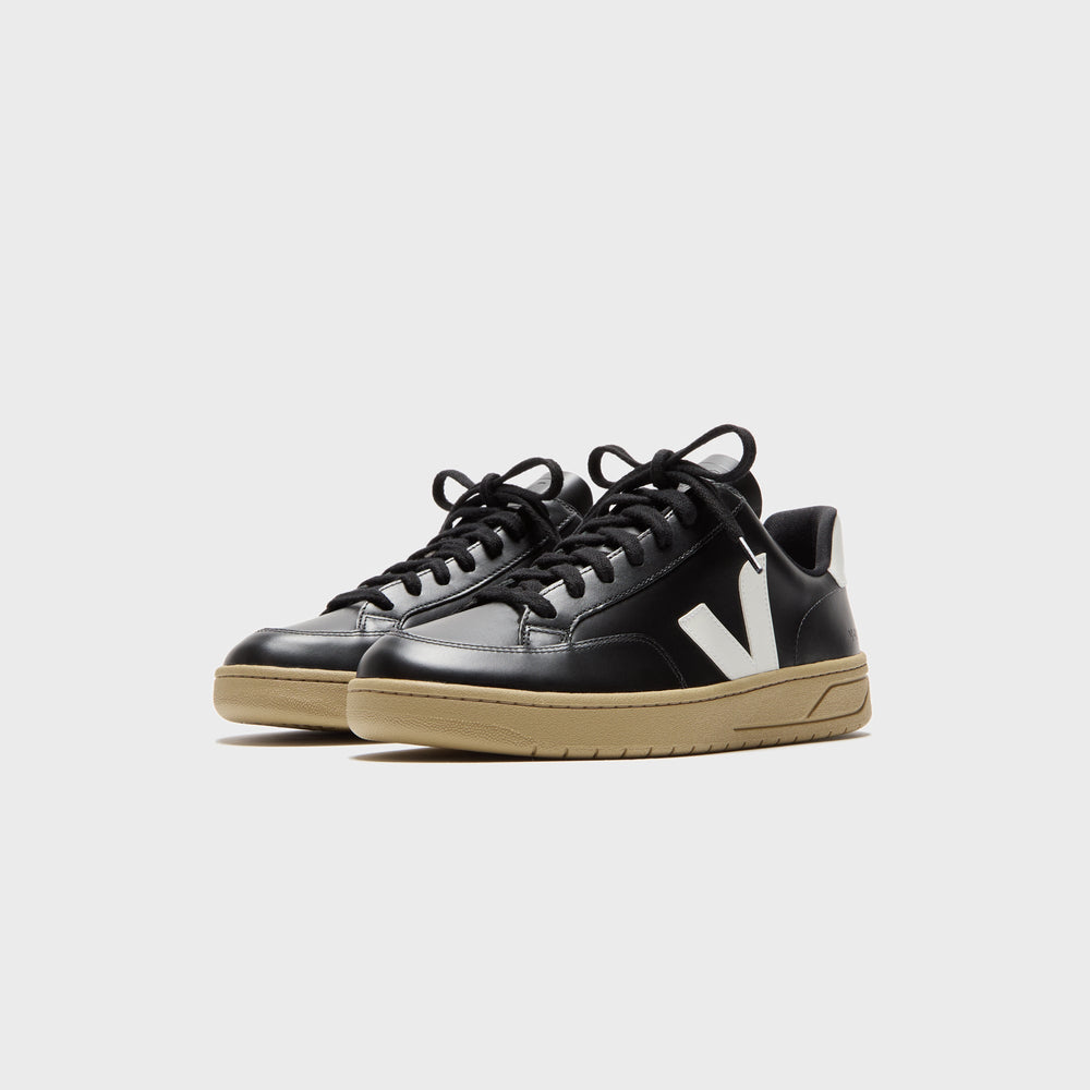 Veja V-12 - Extra Black / White Dune | Kith Extra Black / White Dune