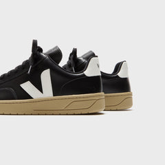 Veja V-12 - Extra Black / White Dune | Kith Extra Black / White Dune