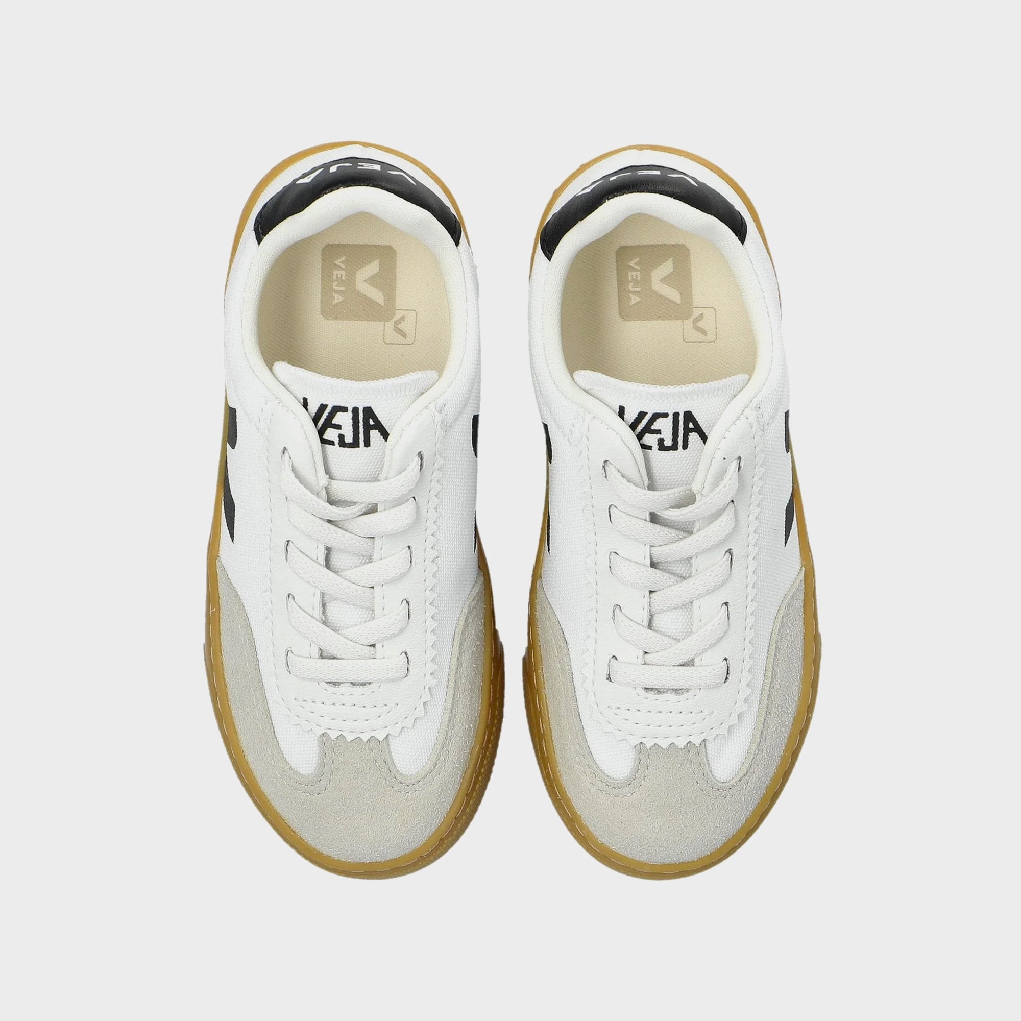 Veja Jr Small Volley - White / Black | Kith White / Black