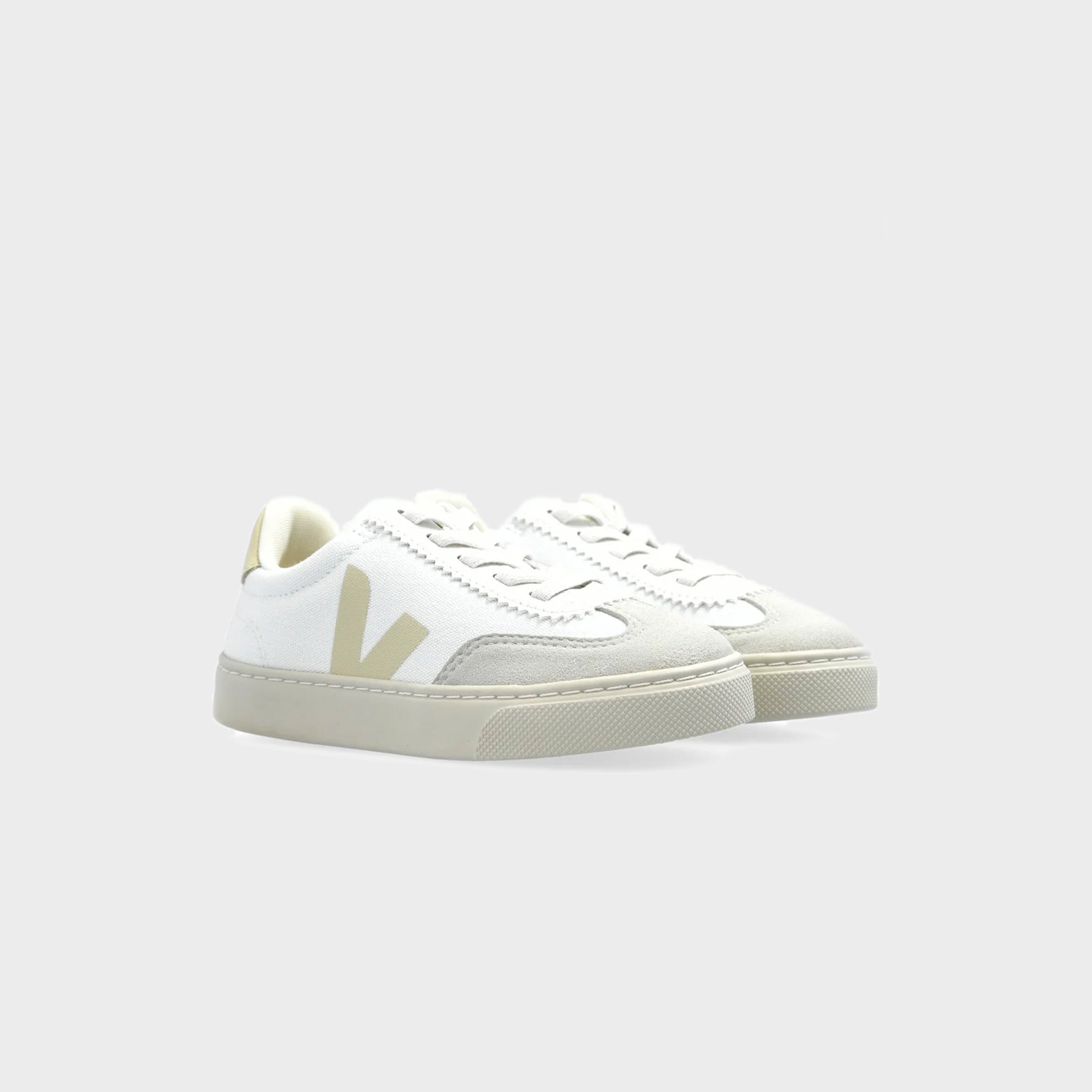Veja Jr Small Volley - White Calcaire | Kith White Calcaire