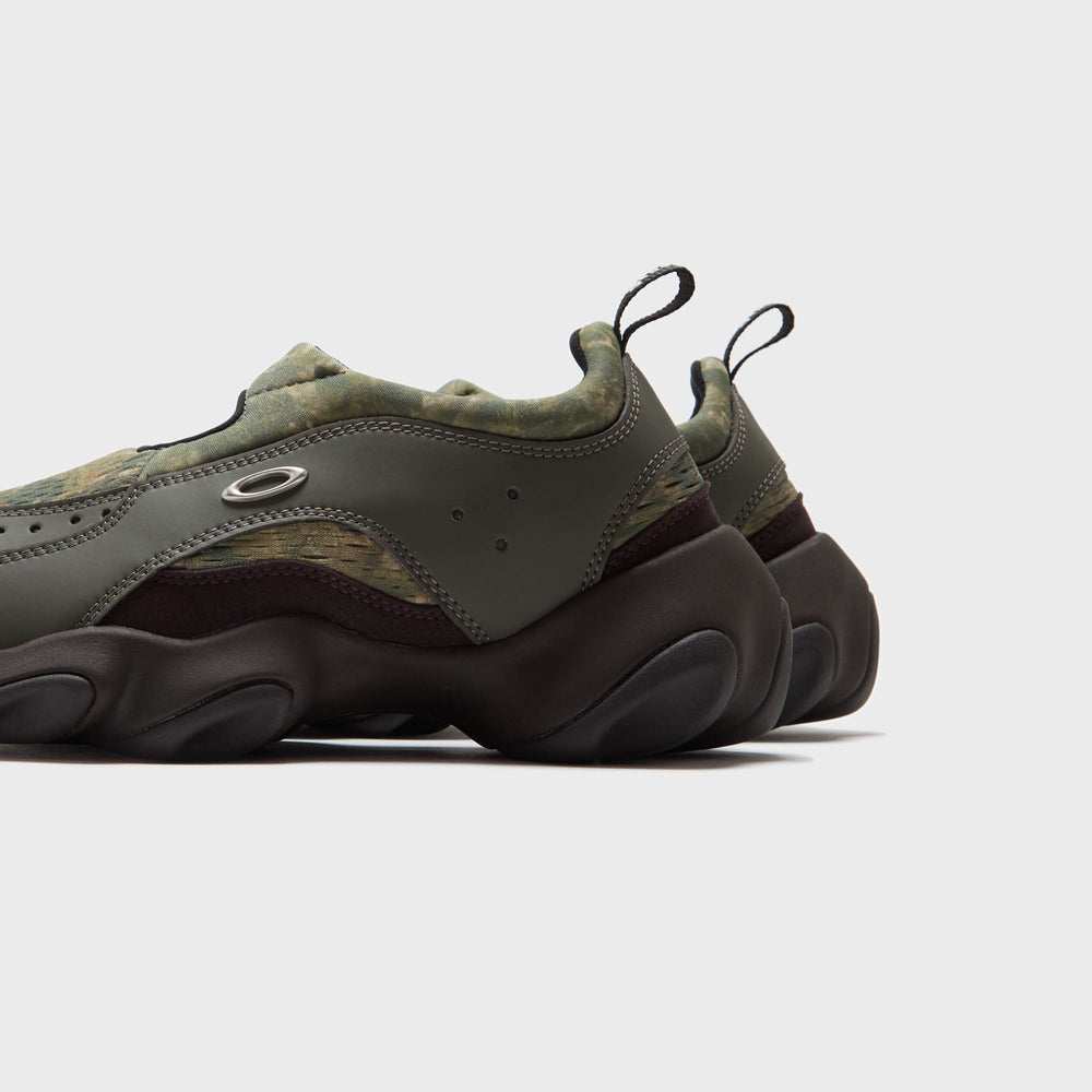 Oakley x South2 West8 Flesh Sandal - Camo | Kith Camo