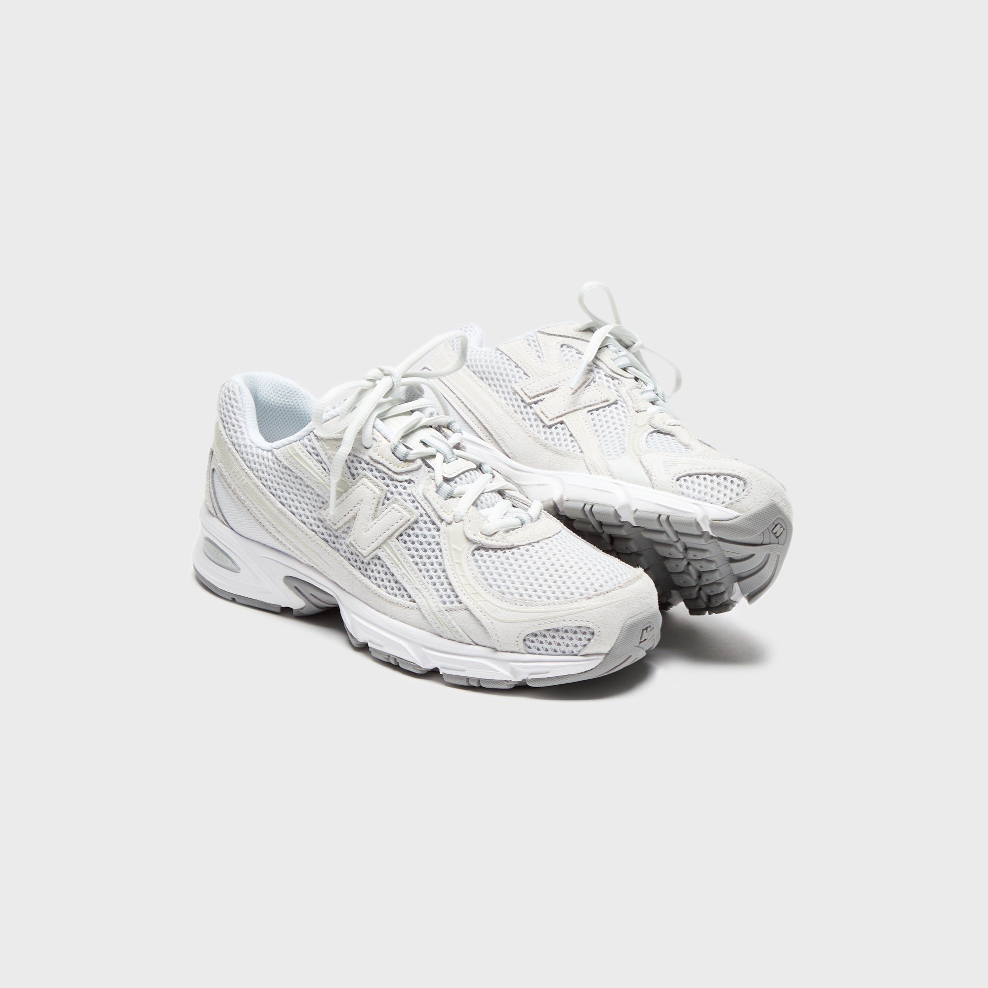 New Balance WMNS 740 - Grey / Reflection / Slate Grey | Kith Grey / Reflection / Slate Grey