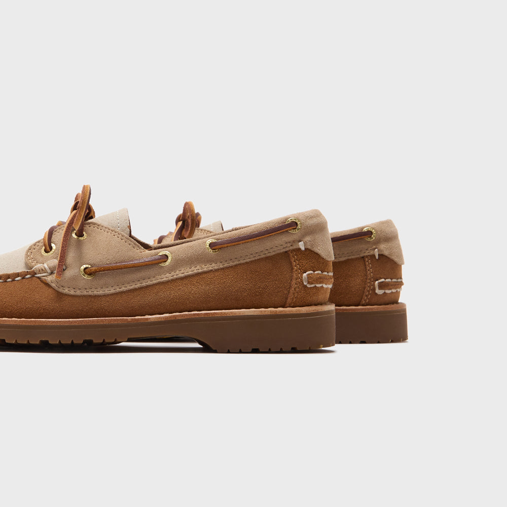 G.H. Bass Hampton Mini Lug Boater - Tan Combo | Kith Tan Combo