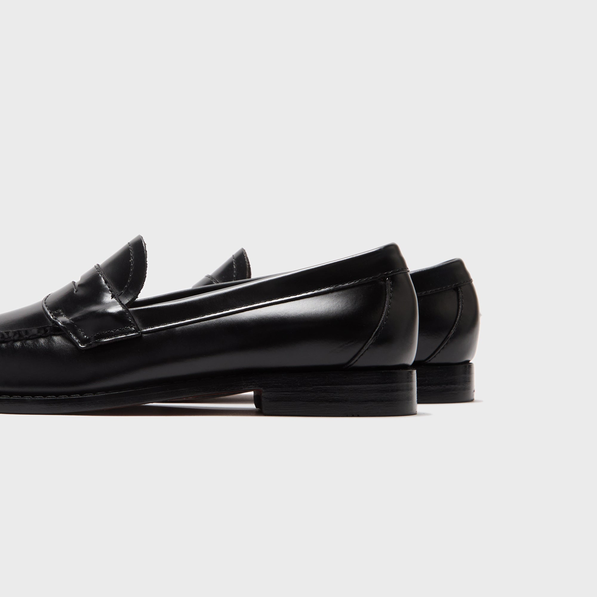 G.H. Bass Logan Weejun - Black | Kith Black