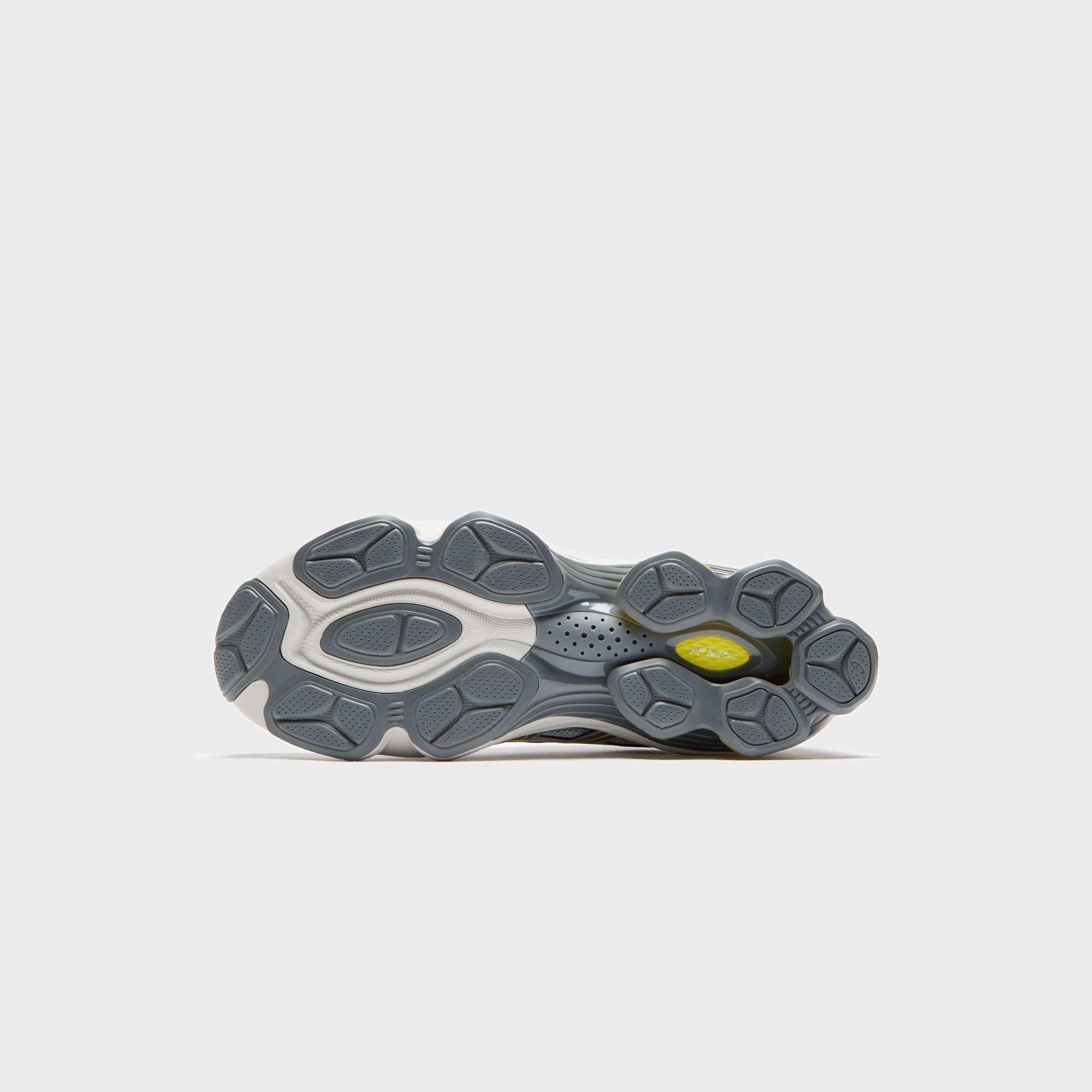 ASICS Gel-Kinetic Fluent - Glacier Grey / Steel Grey | Kith Glacier Grey / Steel Grey