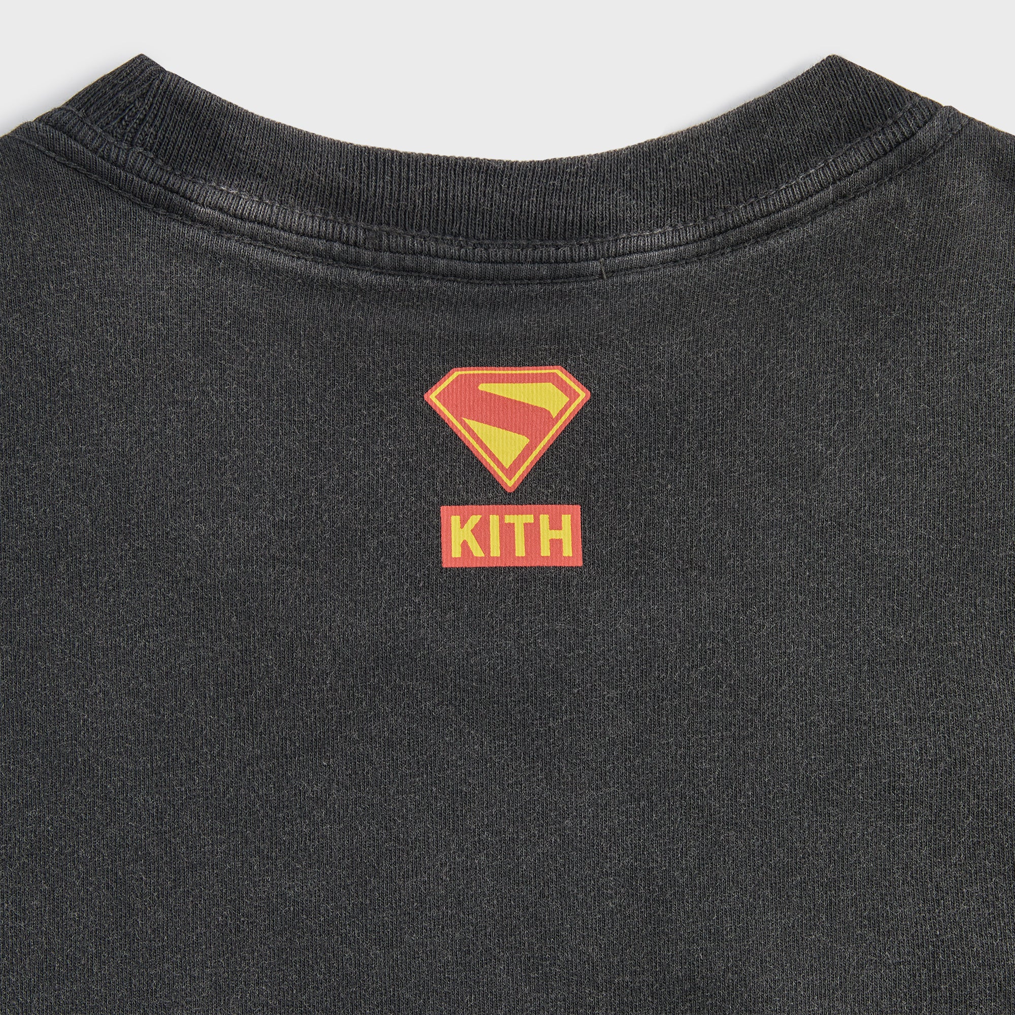 Superman | Kith (2025 Movie) Lightning Vintage Tee - Black | Kith Black