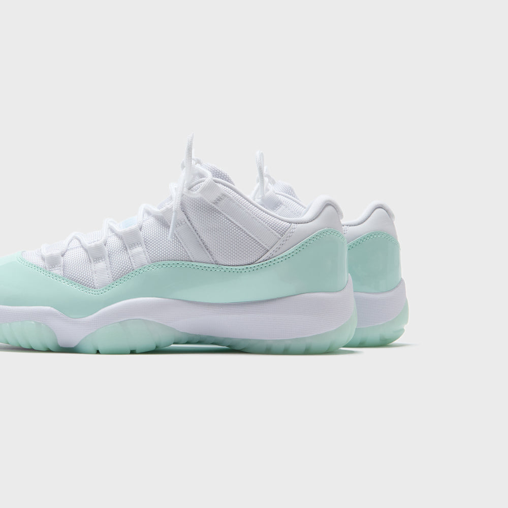 Jordan Air Jordan 11 Retro Low - White / Igloo | Kith White / Igloo