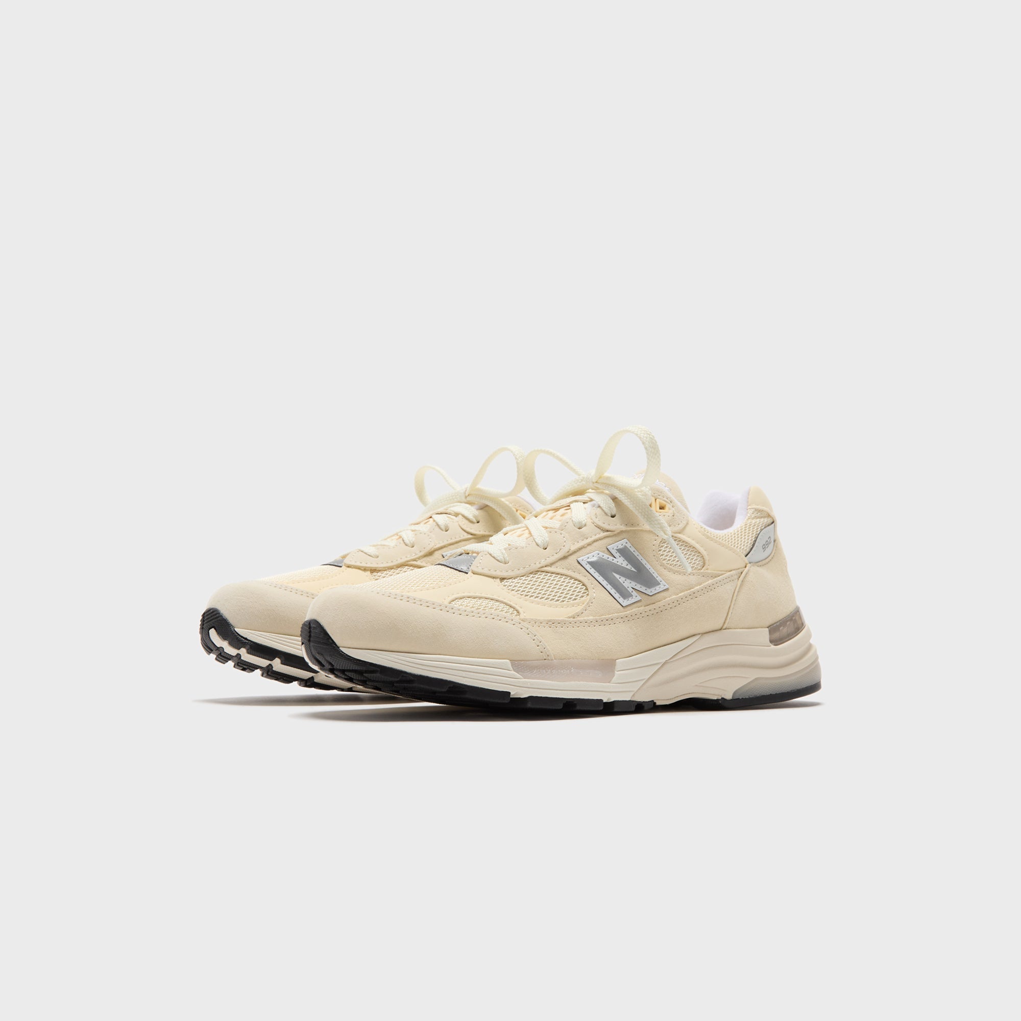 New Balance Made in USA 992 - Calcium / Raw Cashew | Kith Calcium / Raw Cashew