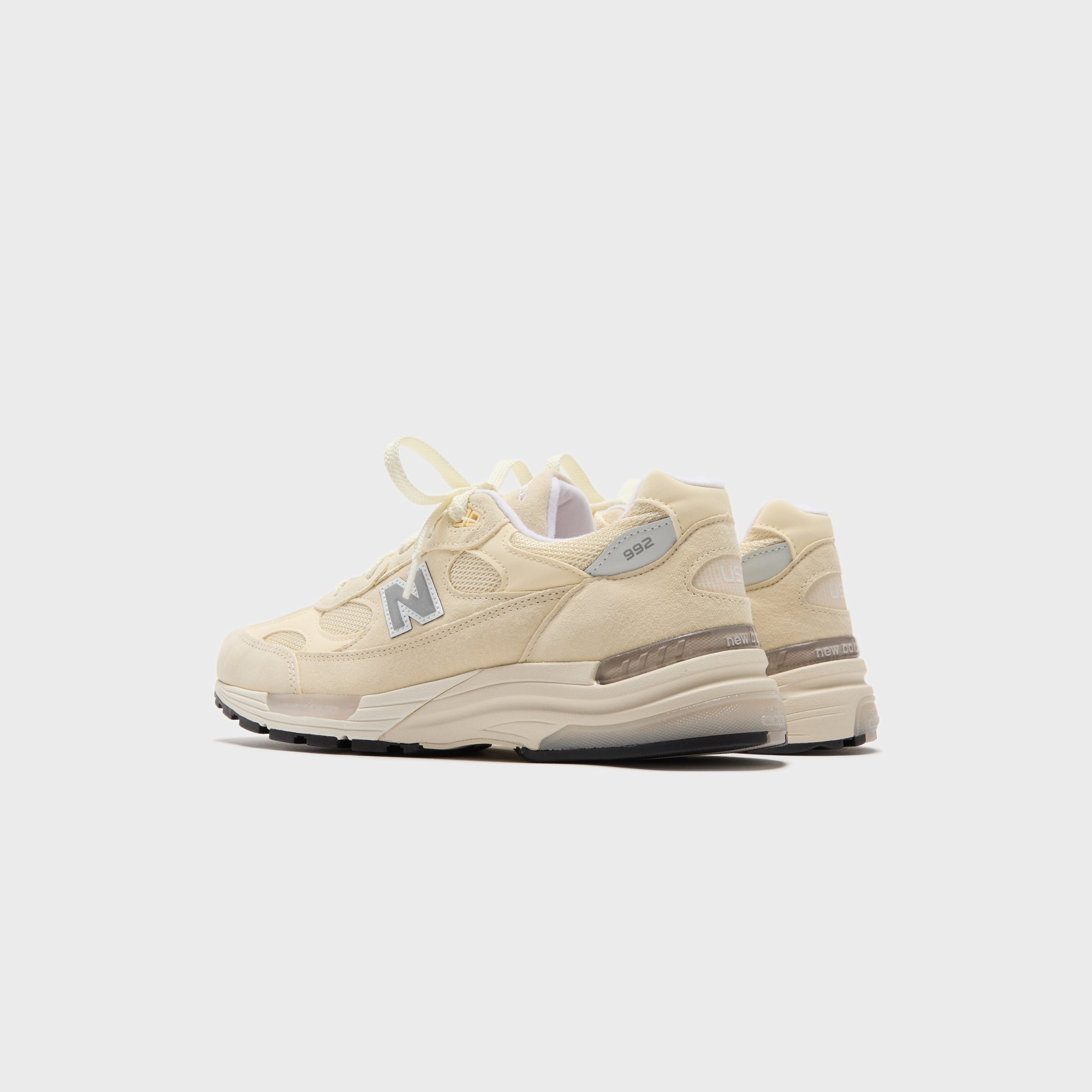 New Balance Made in USA 992 - Calcium / Raw Cashew | Kith Calcium / Raw Cashew